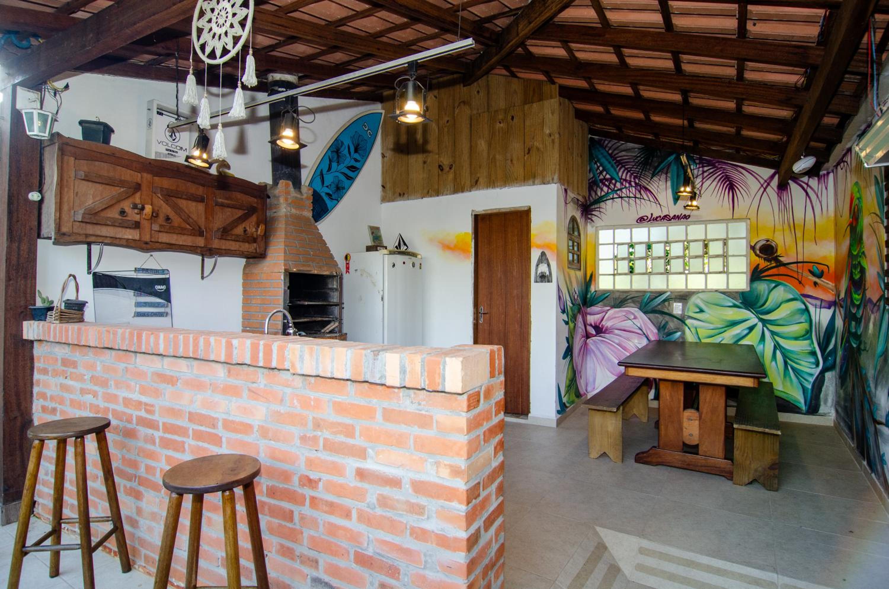 WATERMAN Surf Camp hospedagem e escola de surf em Florianópolis