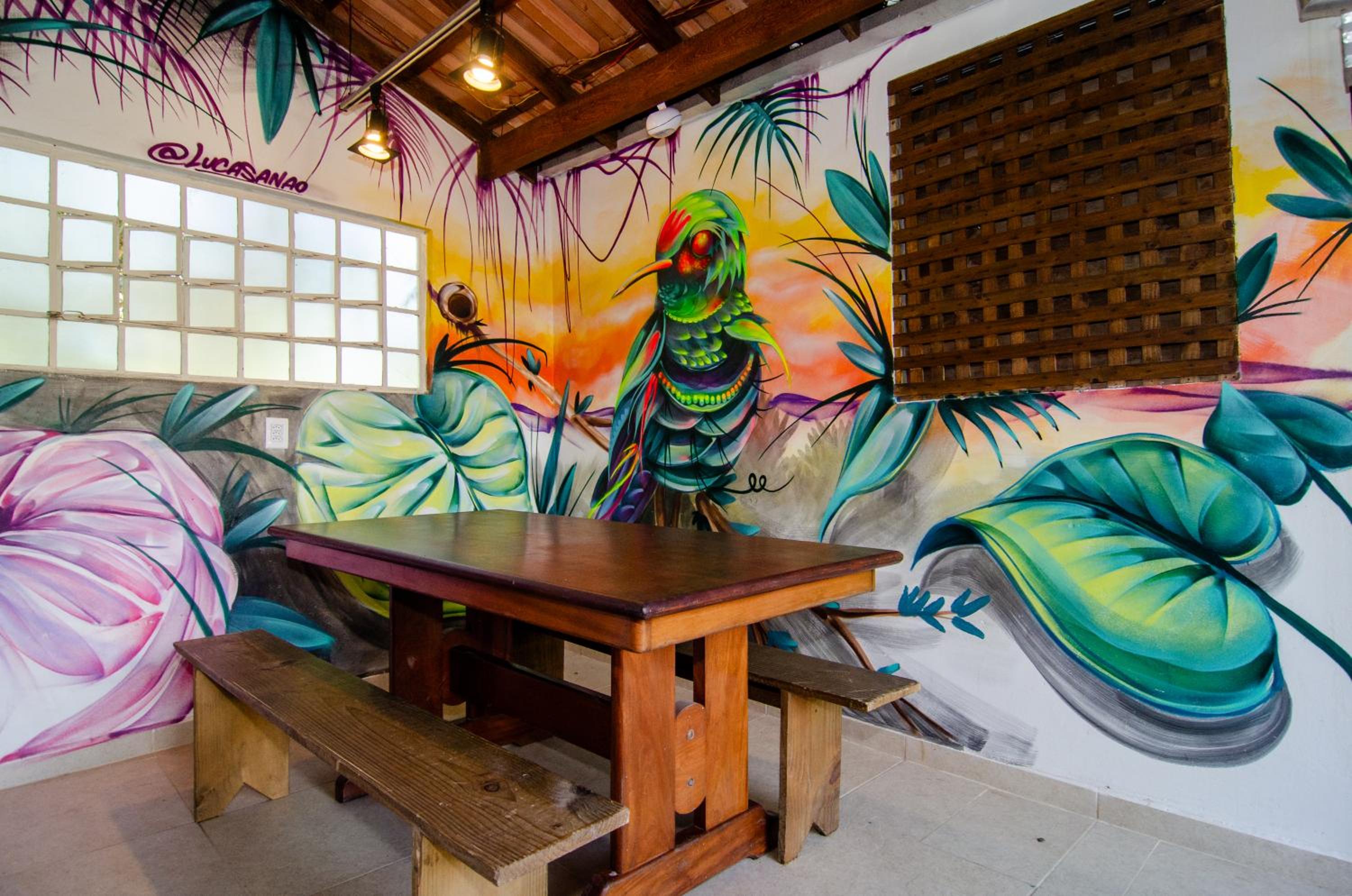 WATERMAN Surf Camp hospedagem e escola de surf em Florianópolis