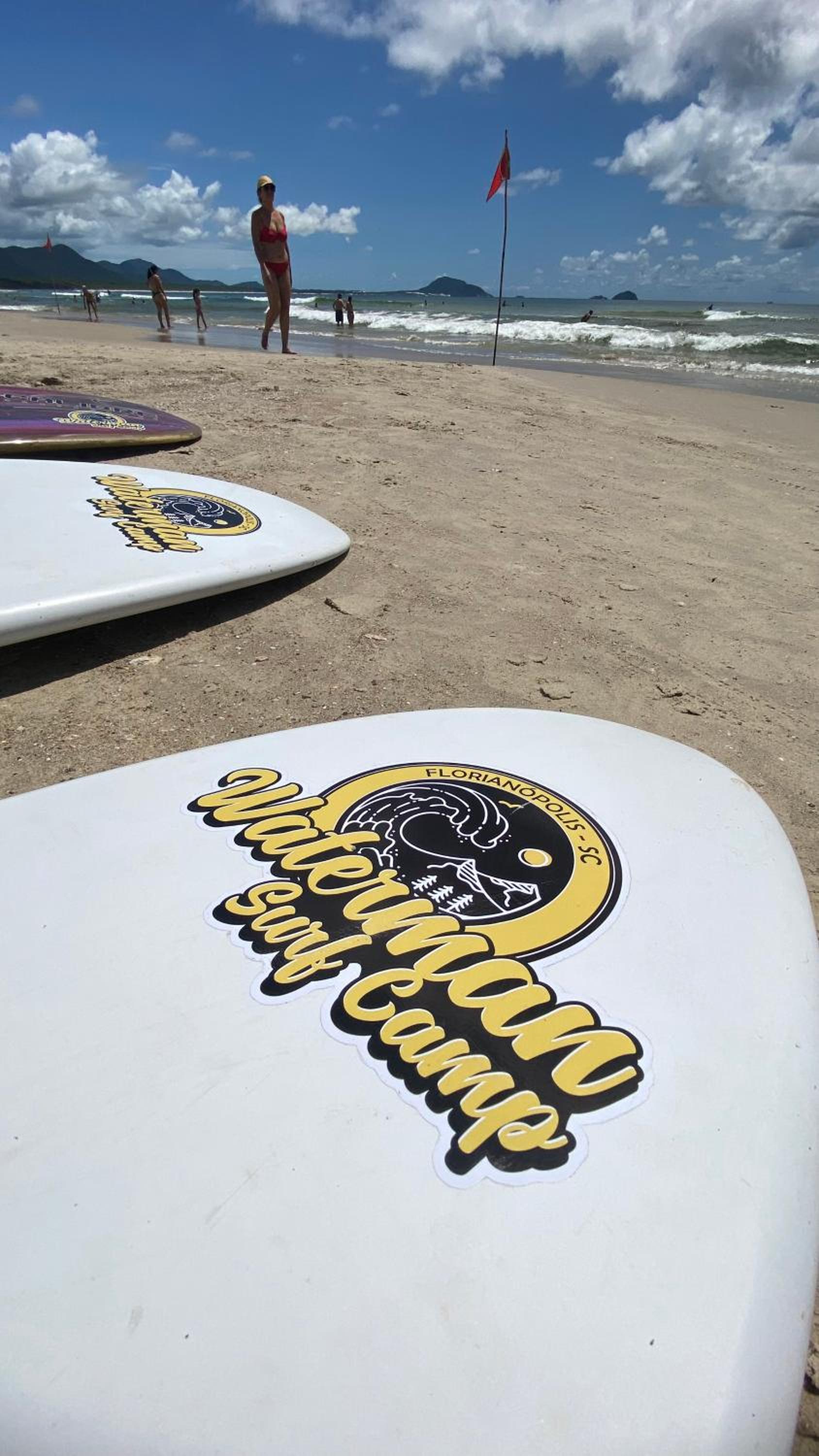 WATERMAN Surf Camp hospedagem e escola de surf em Florianópolis