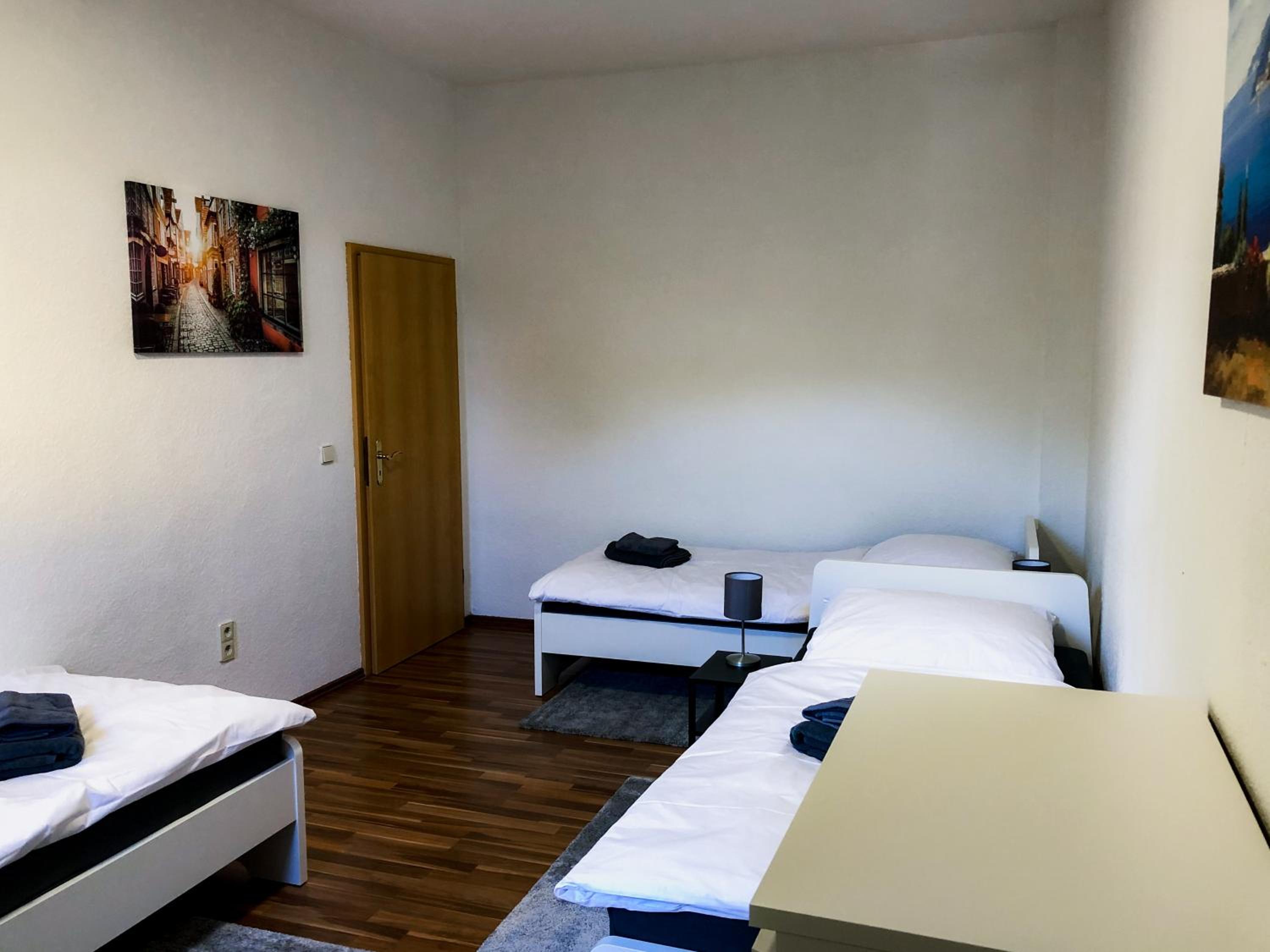 Preiswerte Apartments für Monteure, WLAN, Smart-TV & kostenfreie Parkplätze