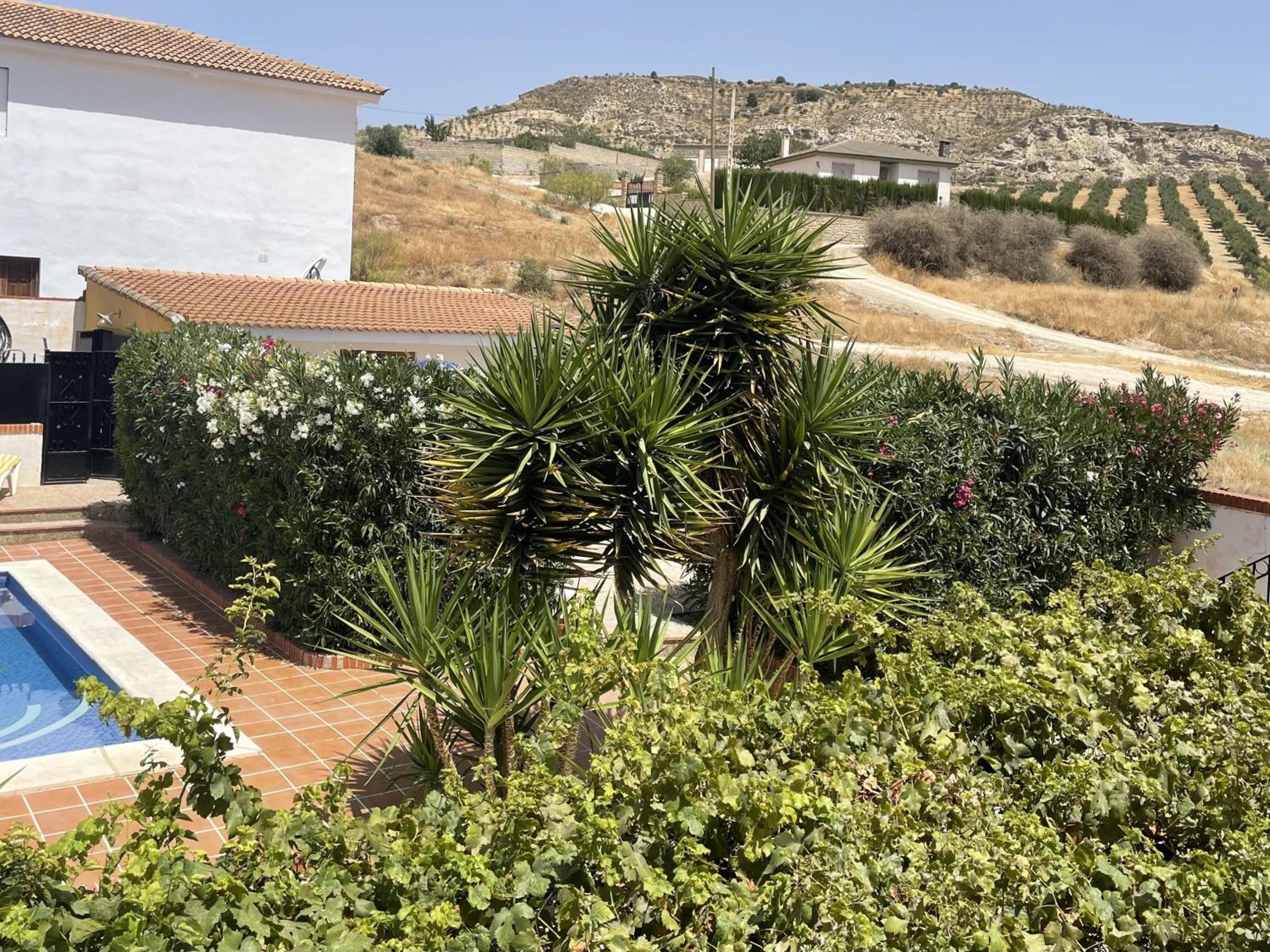 Lovely 10-Bed Villa with Private Pool & Garden view 2