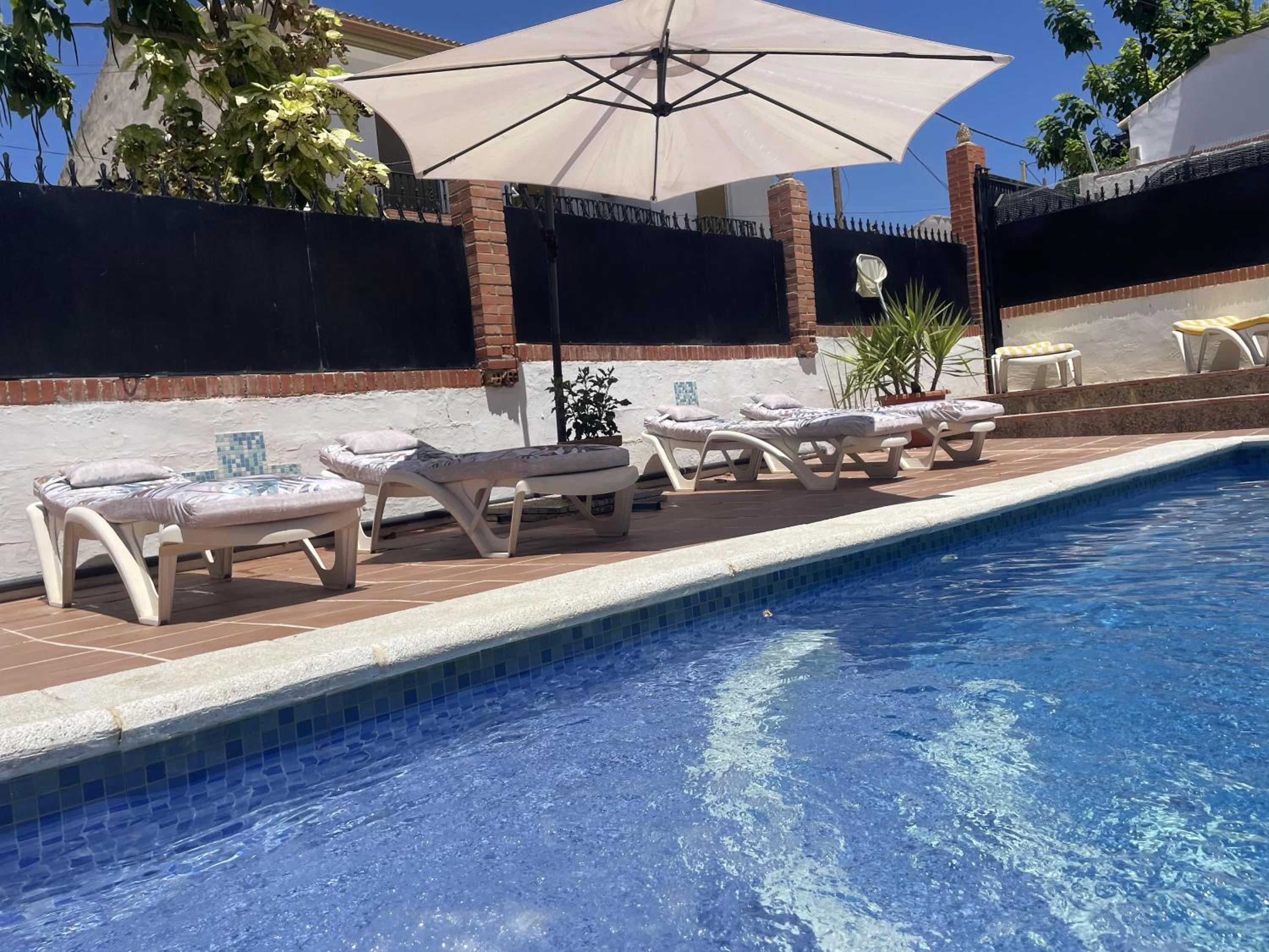 Lovely 10-Bed Villa with Private Pool & Garden view 5