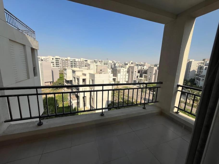 3-Bedroom CFC Walking To Mall
