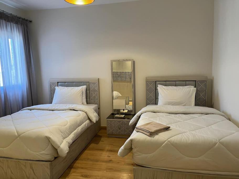 3-Bedroom CFC Walking To Mall