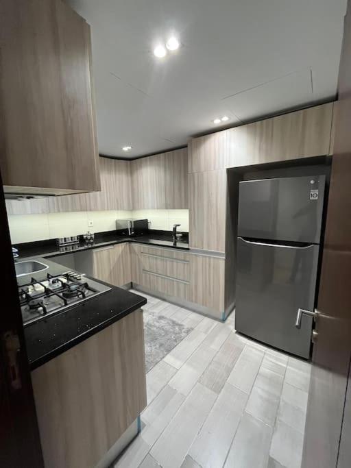 3-Bedroom CFC Walking To Mall
