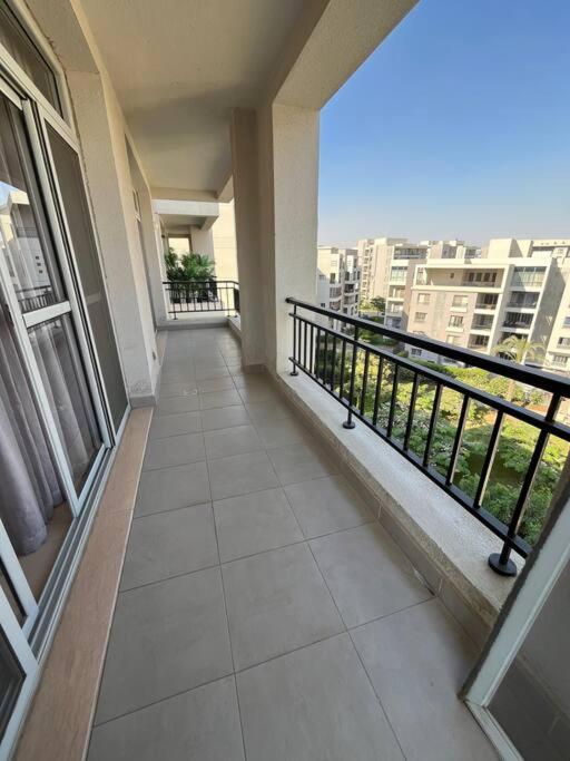 3-Bedroom CFC Walking To Mall