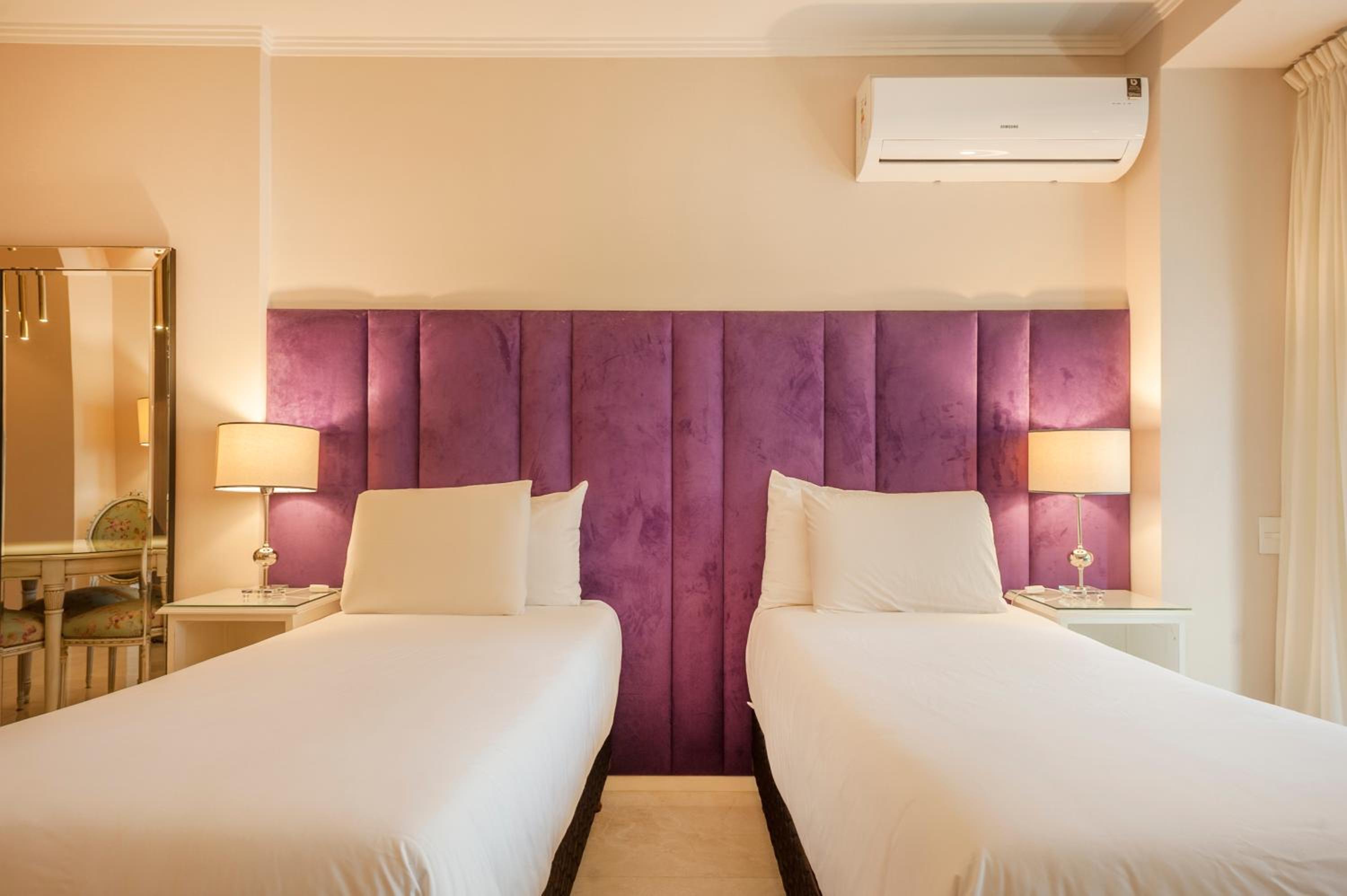 Estupendo Depto Lujo Deco Recoleta Armani powered by Argenhost D417