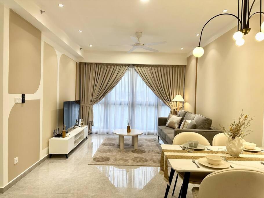 The Little Series - Bukit Bintang - 4 Pax