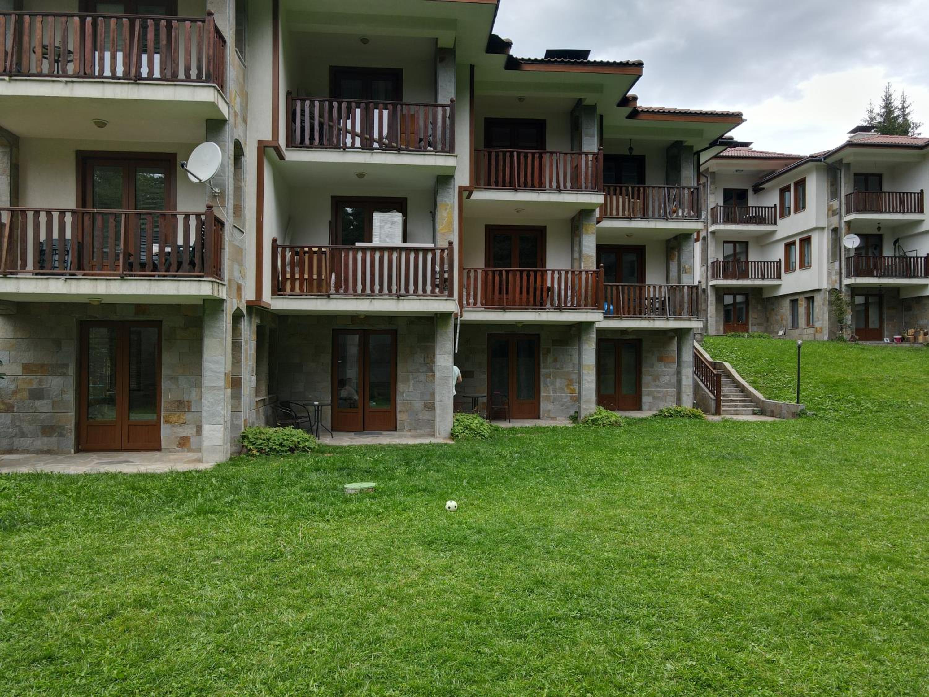 PAMPOROVO Raikovski lodge