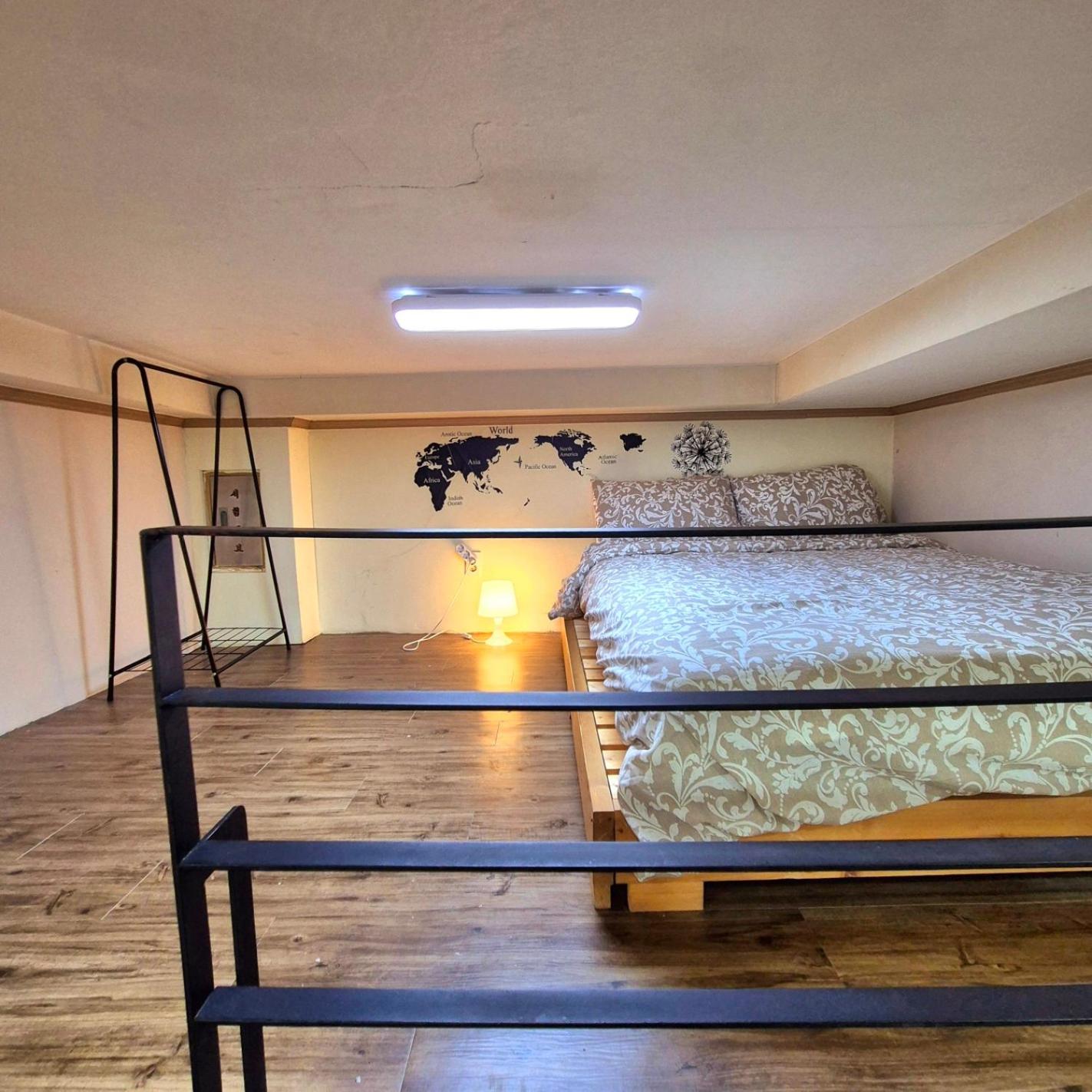 Roi Guesthouse