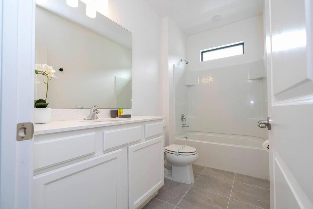 Brand New Top Elegance Vacation At Paradiso 6151