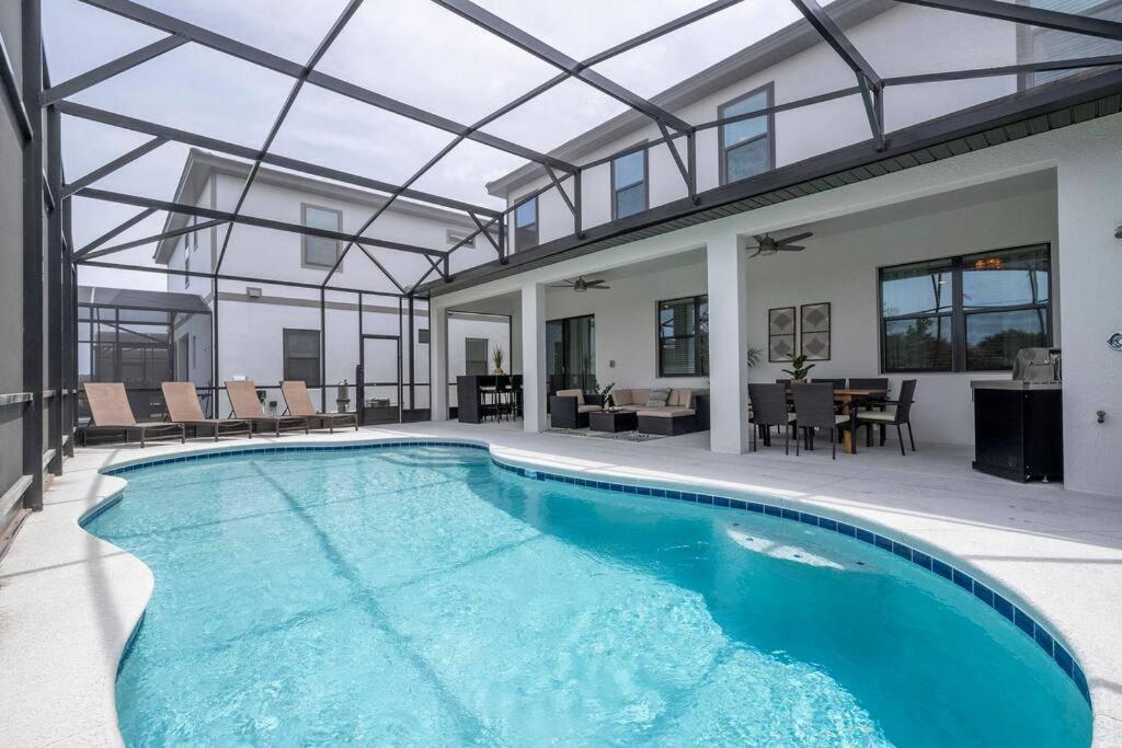 Brand New Top Elegance Vacation At Paradiso 6151