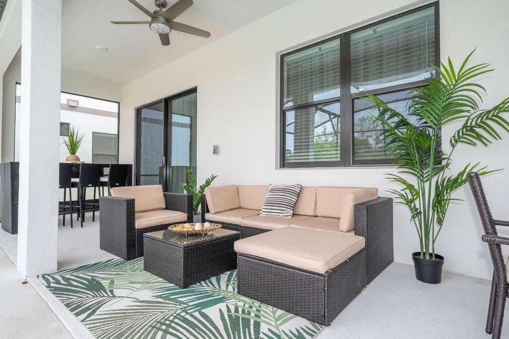 Brand New Top Elegance Vacation At Paradiso 6151
