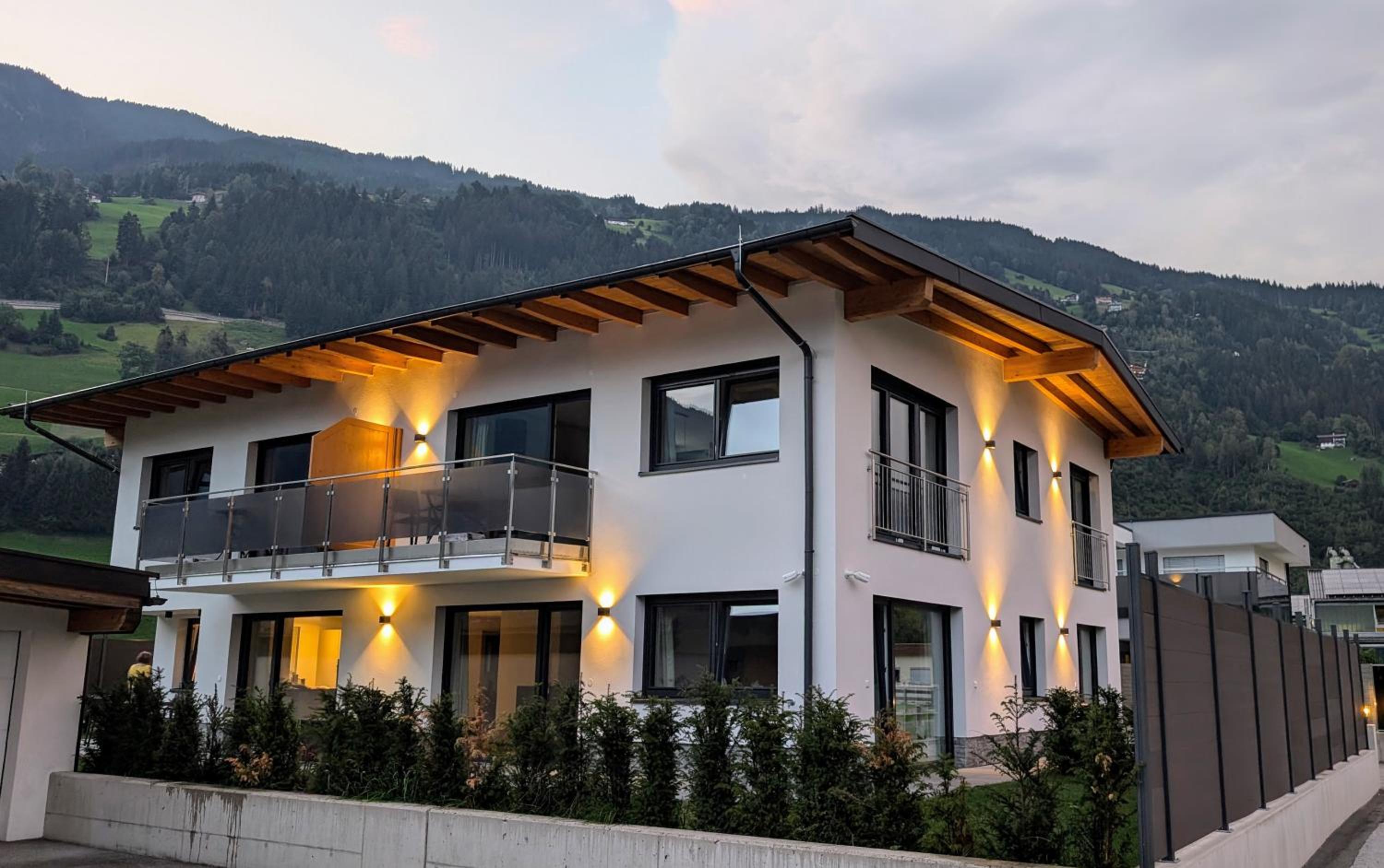 Penzhaus - Premium Private Suites