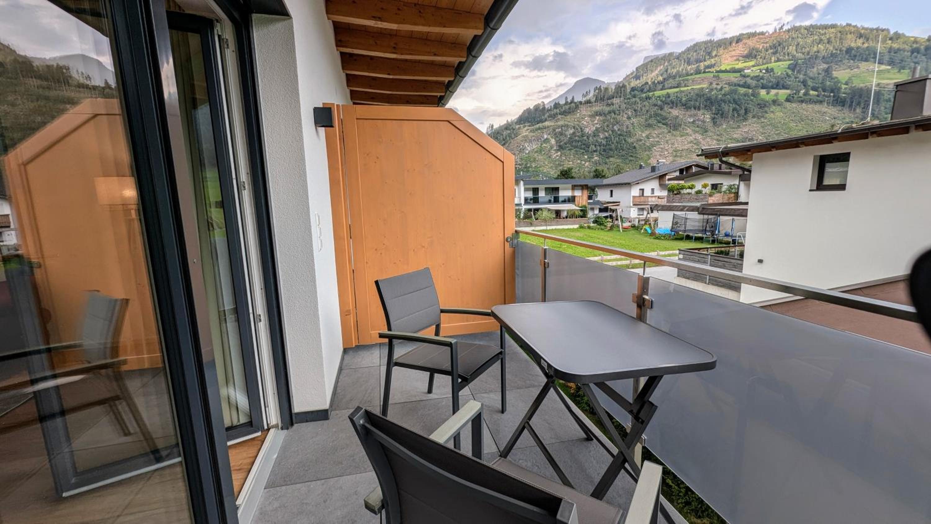 Penzhaus - Premium Private Suites