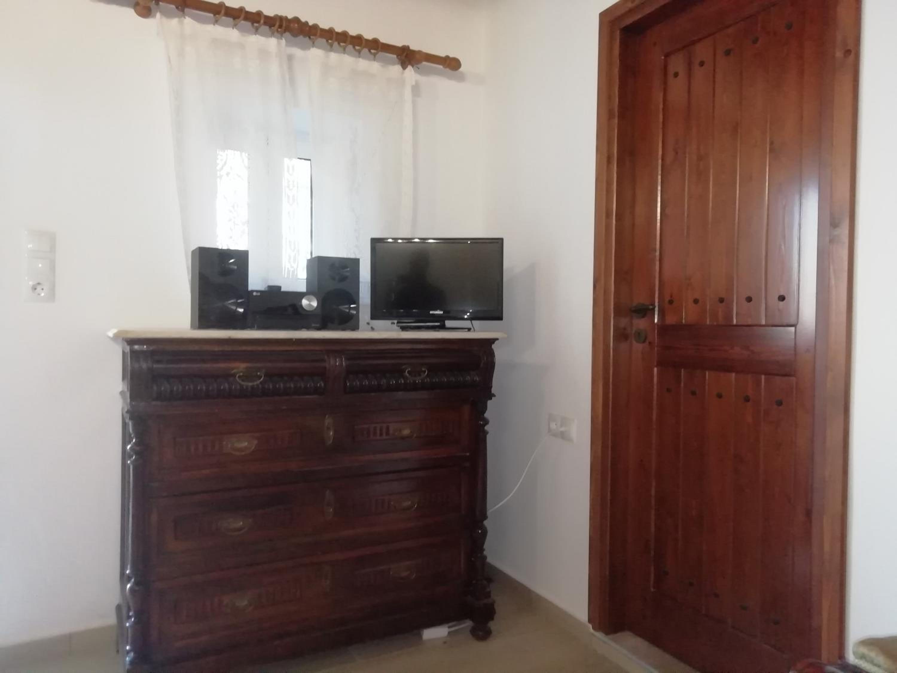 Aloni Farmhouse
