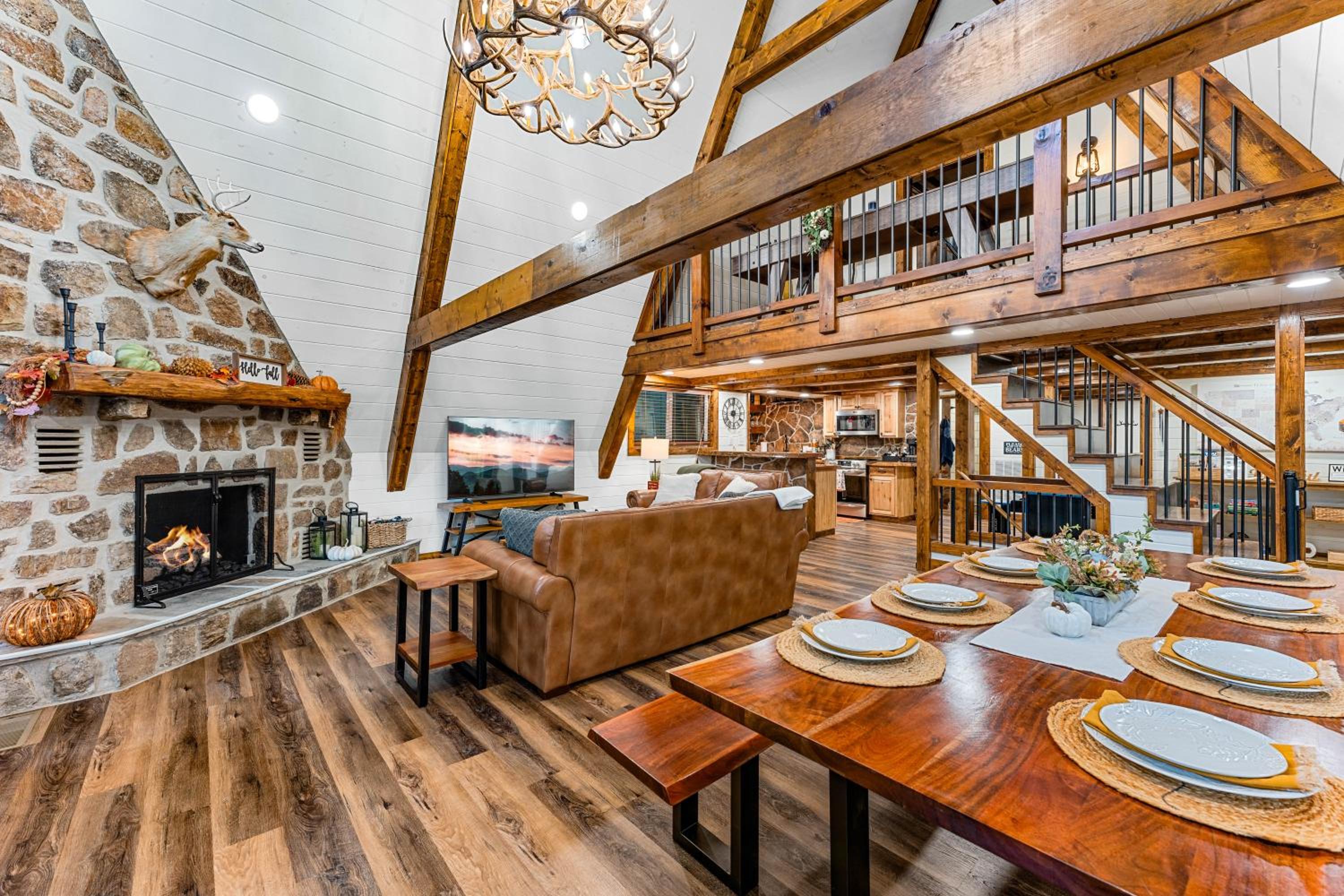 High Bear Activity, Handicap Ramp, Hot Tub, Fire Table, Game Room, Family Cabin view 2