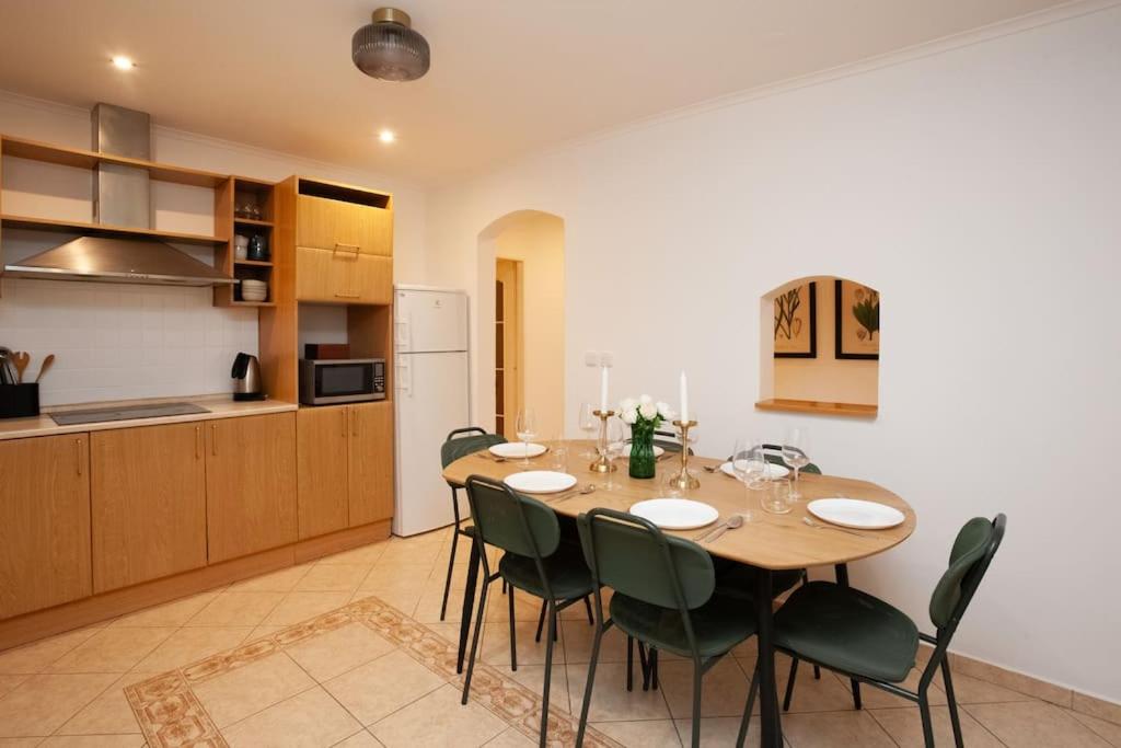 Emerald Apartment