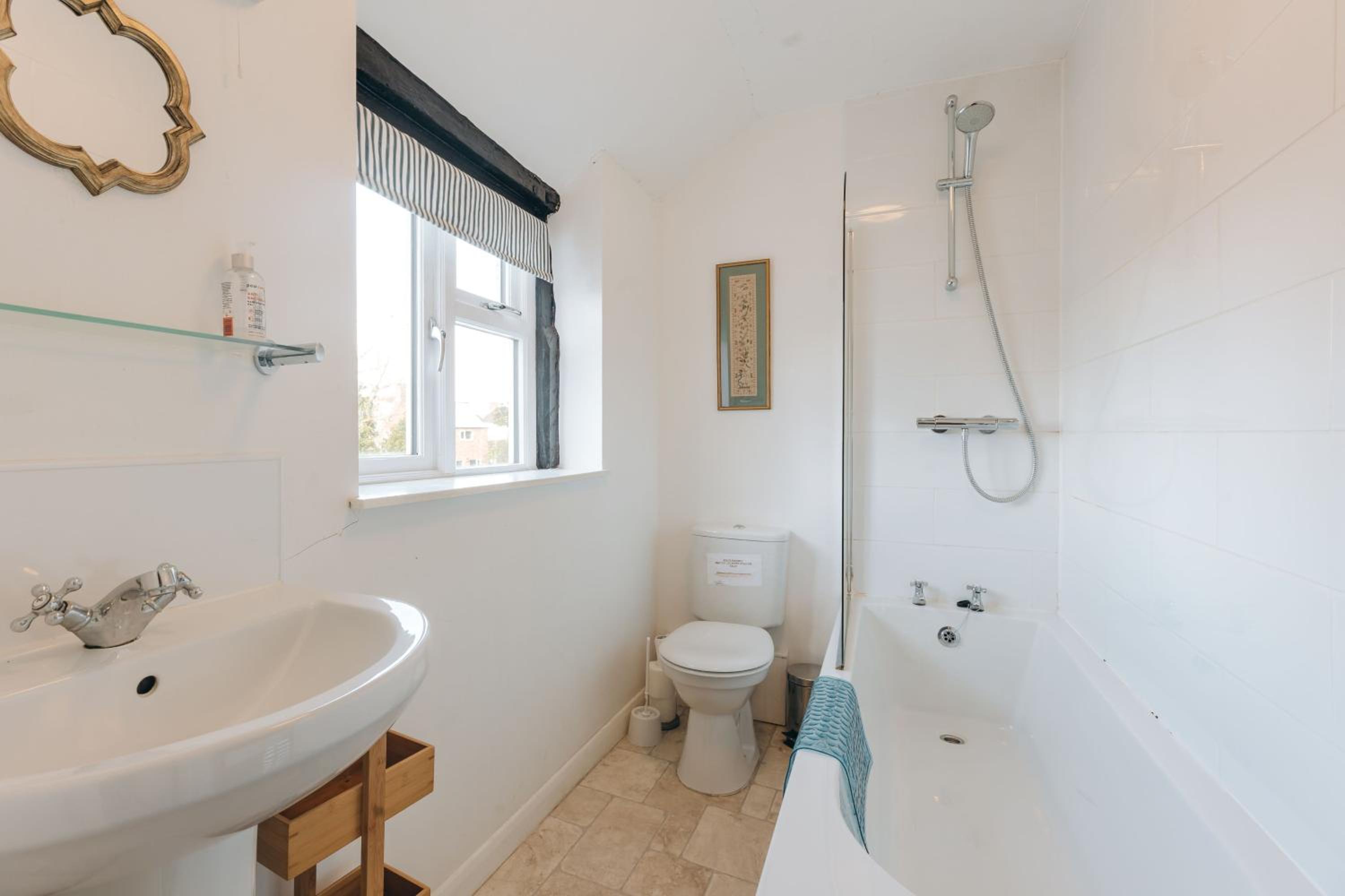 RYTON GRANGE FARMHOUSE to sleep 12 view 5