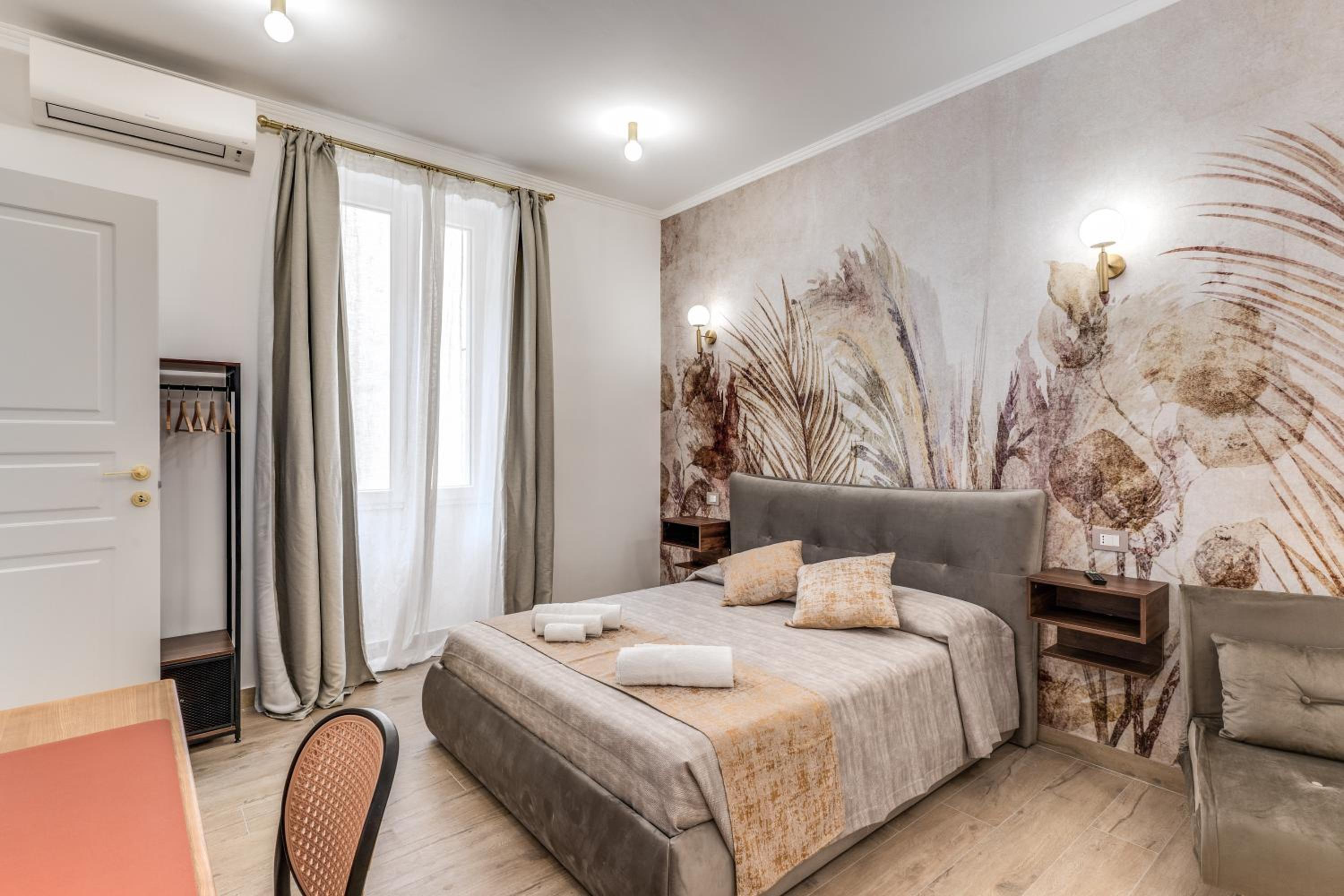 Napolehome Luxury Apartment