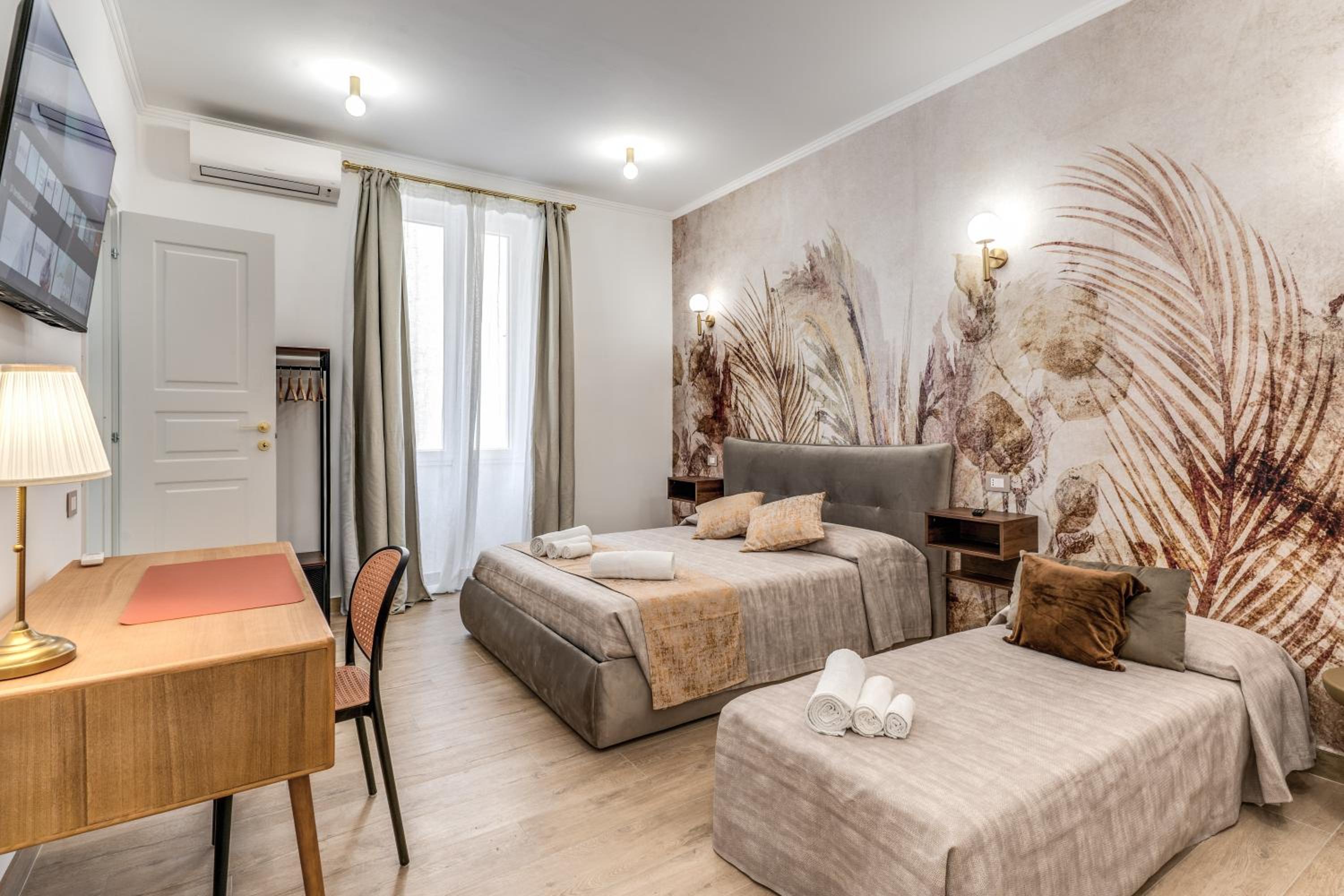 Napolehome Luxury Apartment