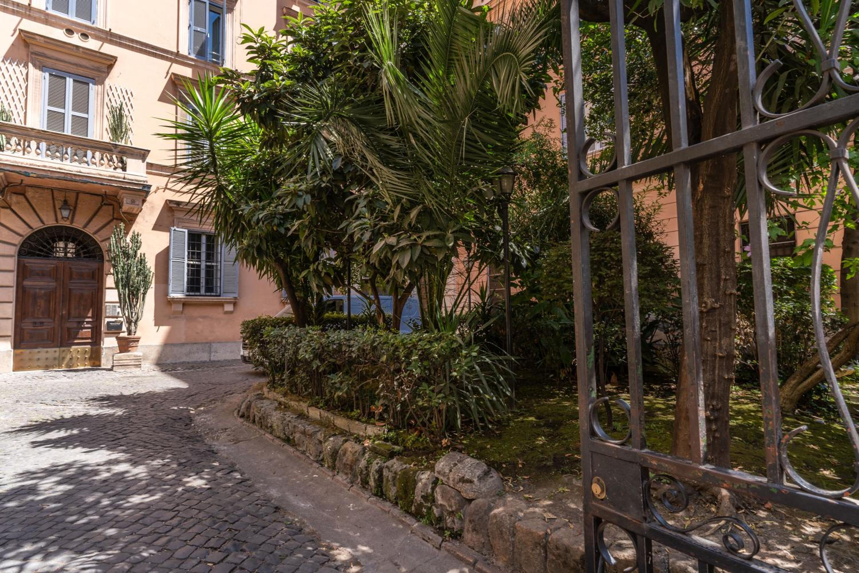 Napolehome Luxury Apartment