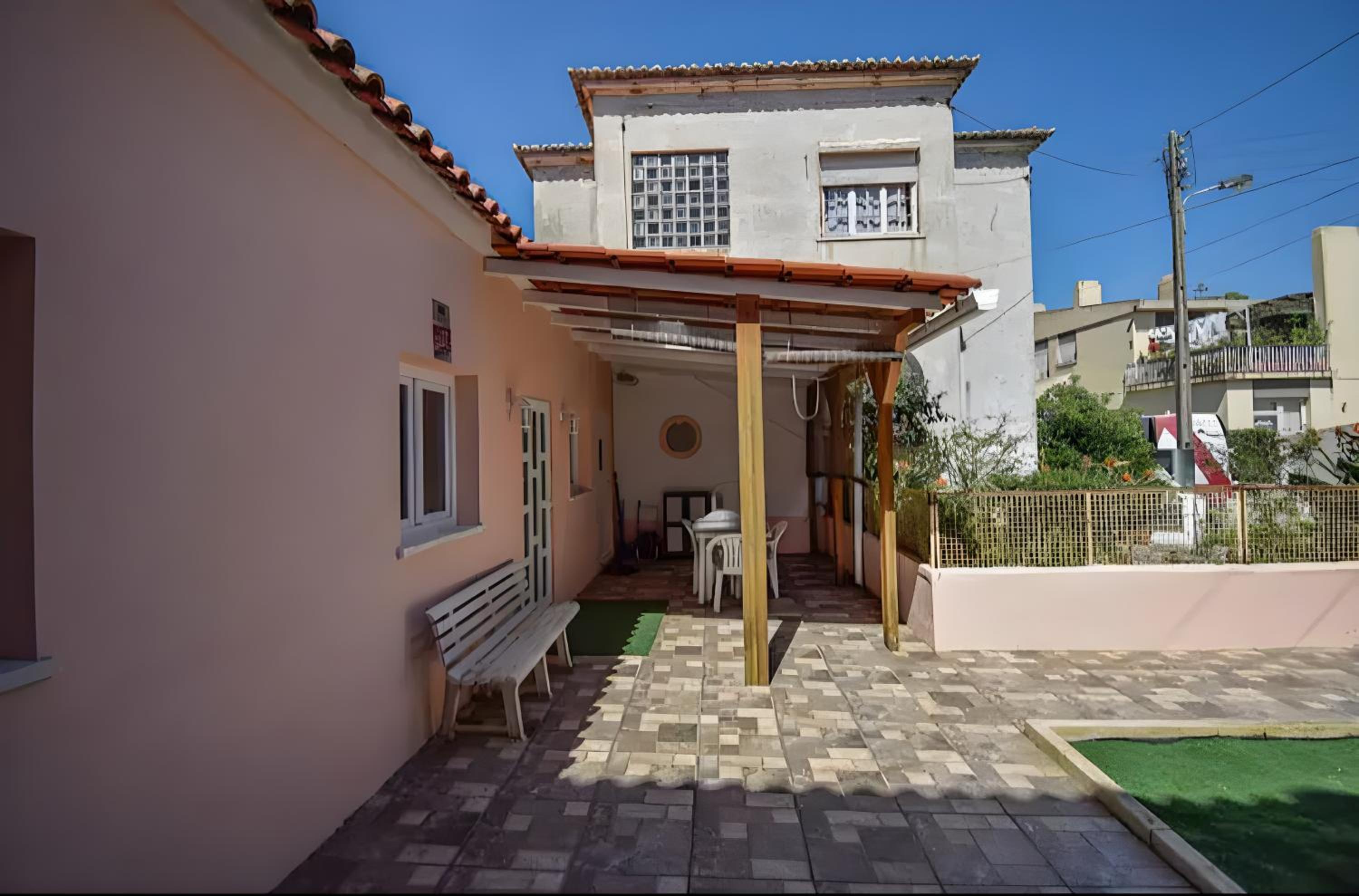 Casinha da Parede - 5 min from the beach view 4