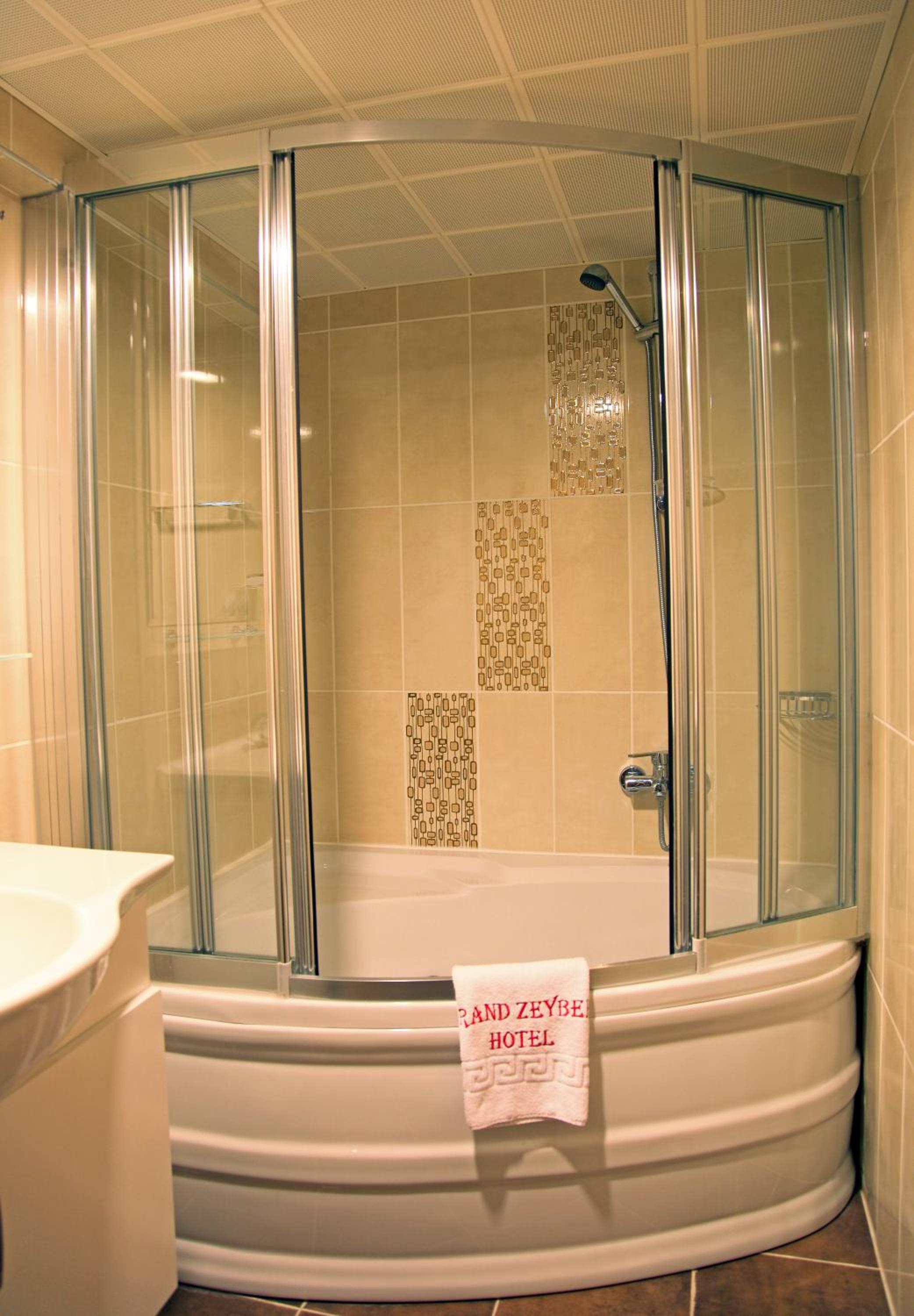 Grand Zeybek Hotel - Image 13