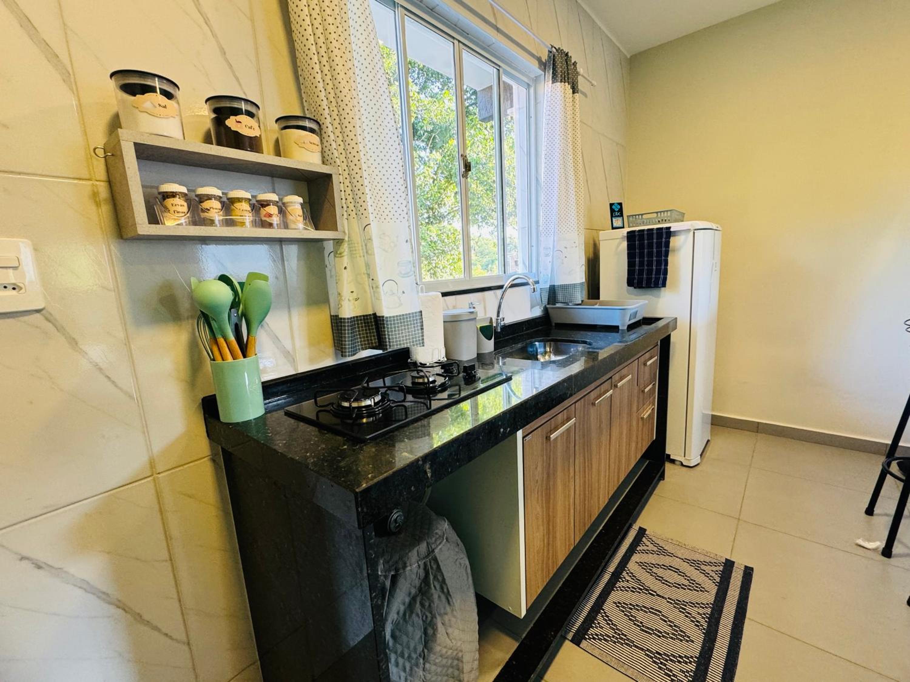 Stúdio equipado em Xerém - St 6