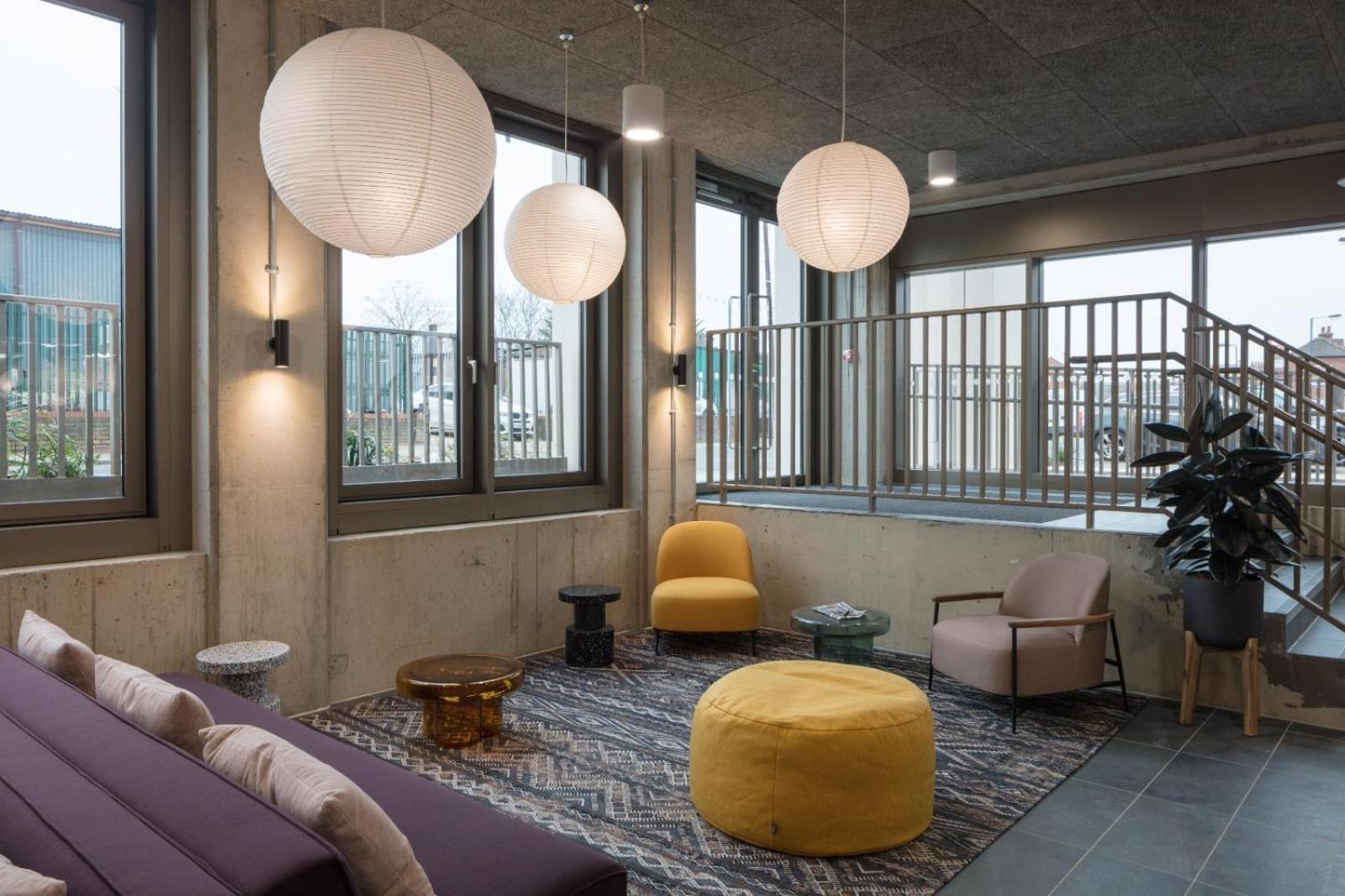 lounge