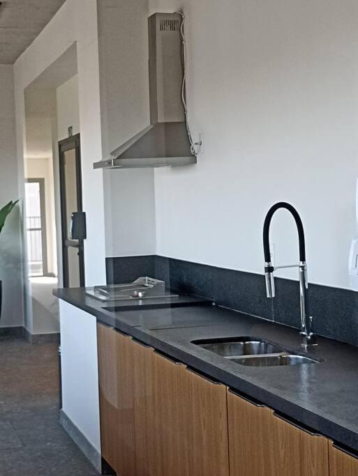 Lindo Studio a 400m Hosp Sirio Libanes