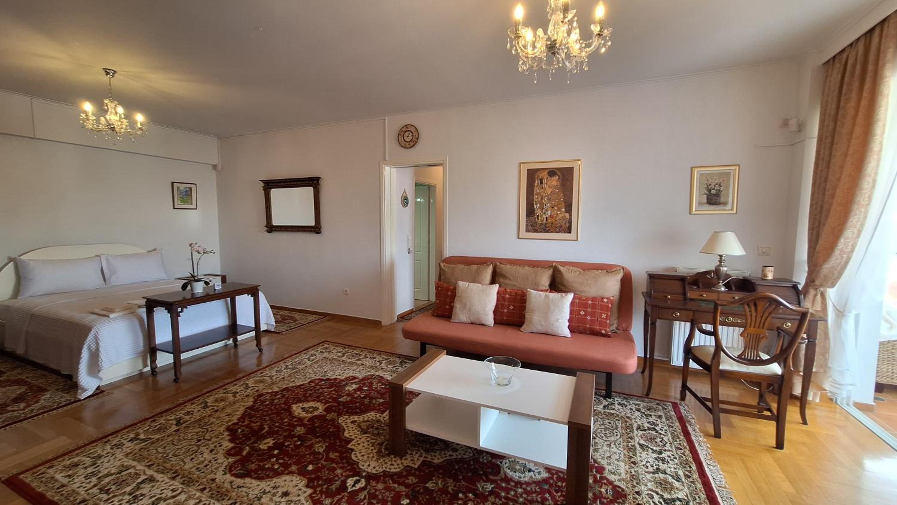''Athens Light'' luxury spacy appartment, Agia Paraskevi