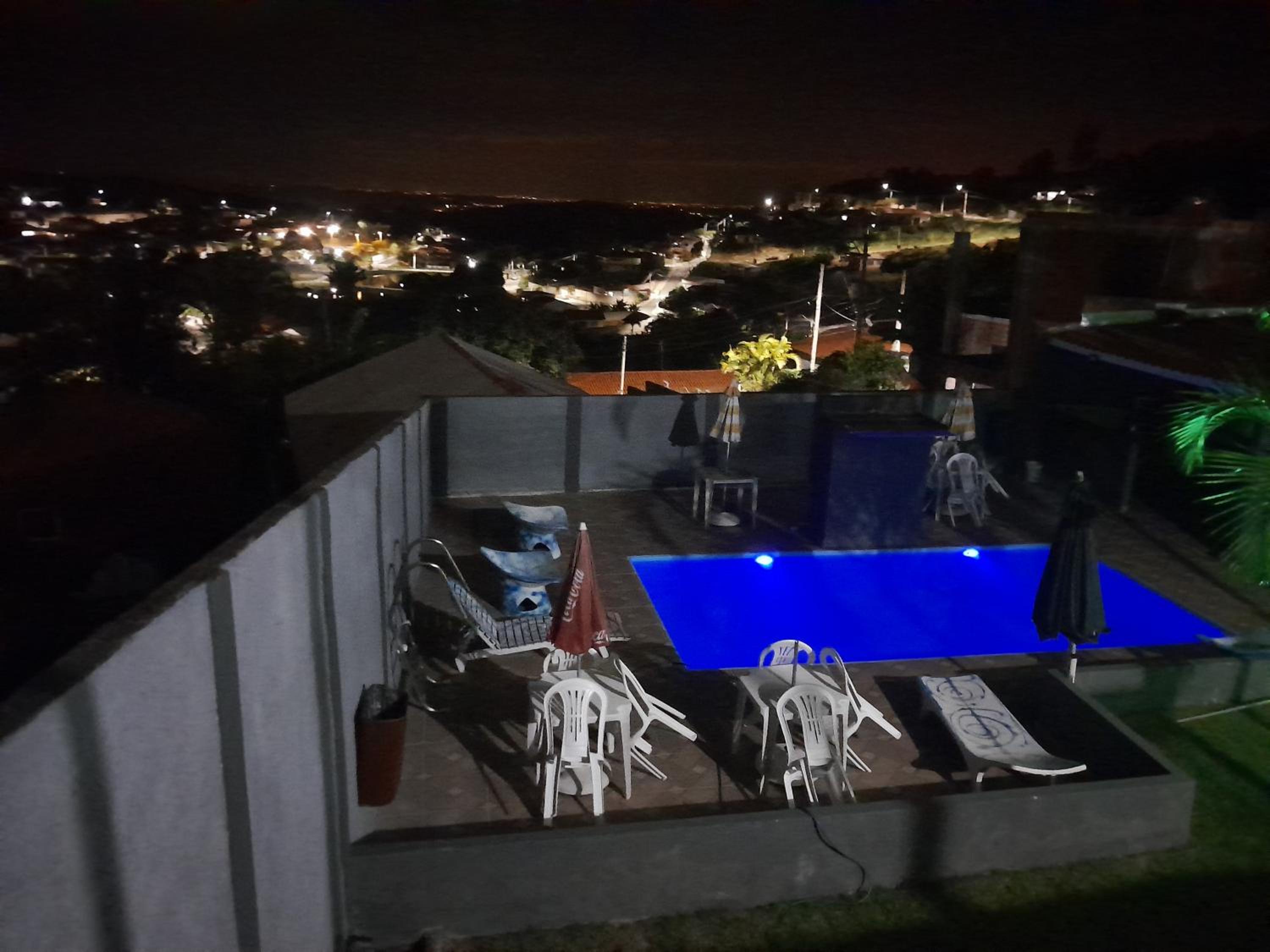 RECANTO K9 - SERRA NEGRA SP. No verão e no inverno