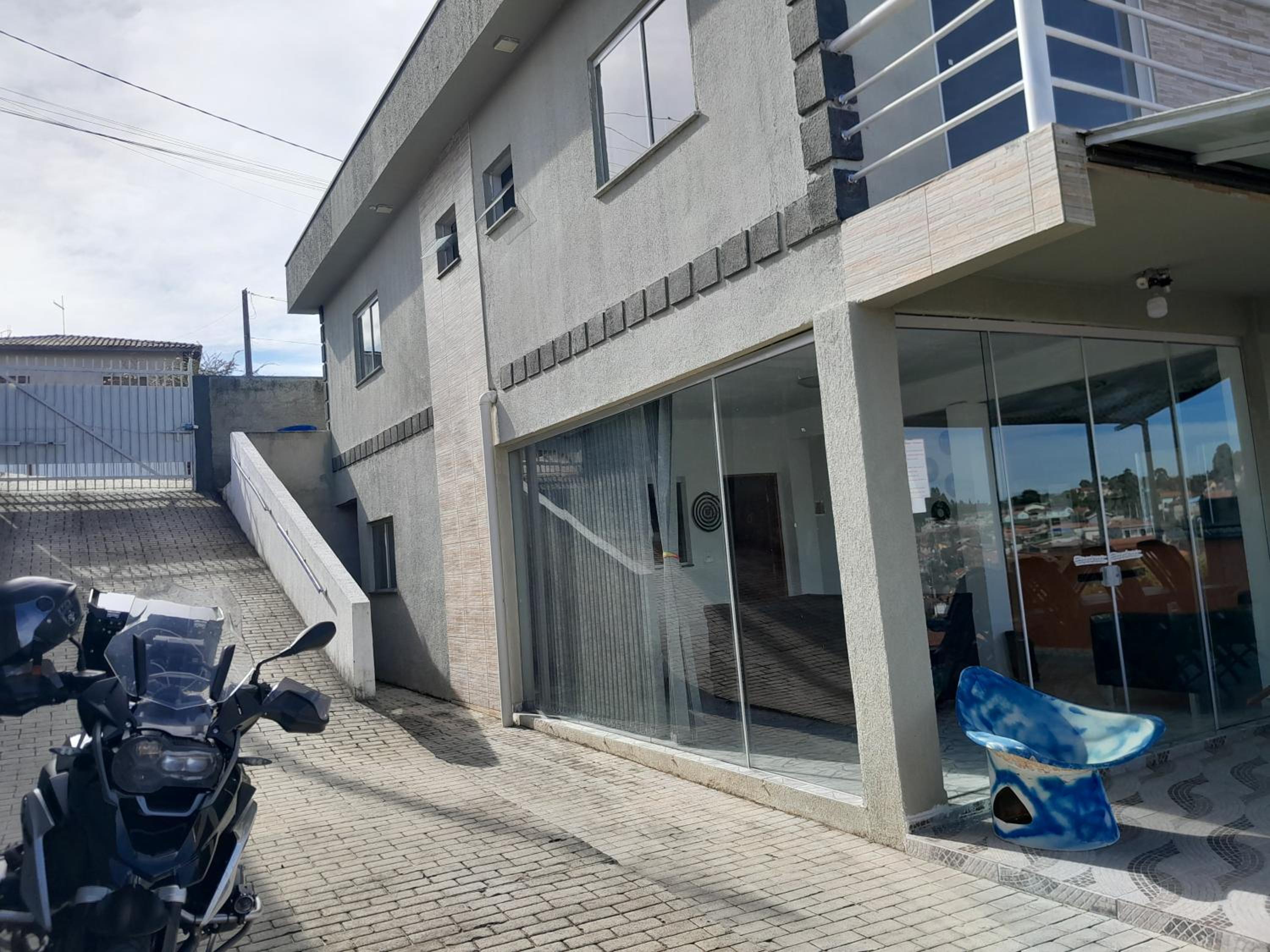 RECANTO K9 - SERRA NEGRA SP. No verão e no inverno