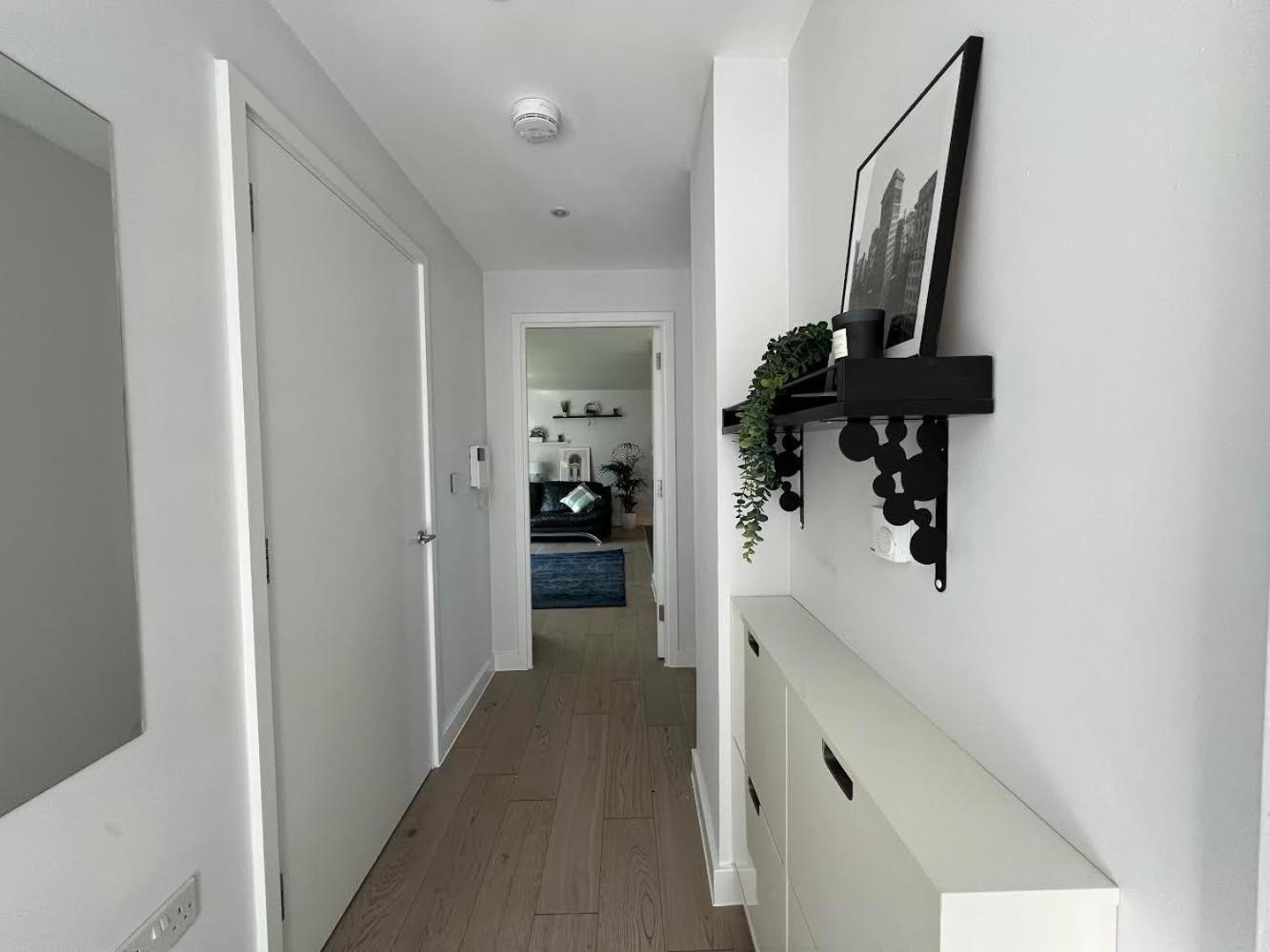Apartment at Addenbrooke hospital and Bio Campus - Free Private parking view 3