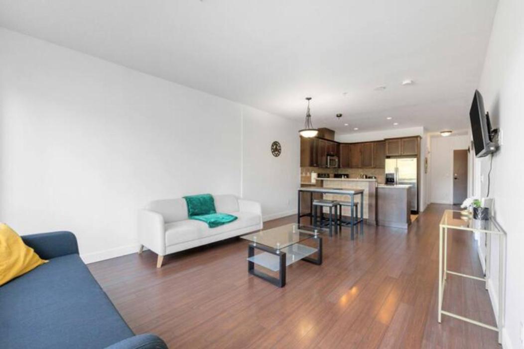 Private Apartment with 2 queen beds, living area and 2 washrooms including laundary