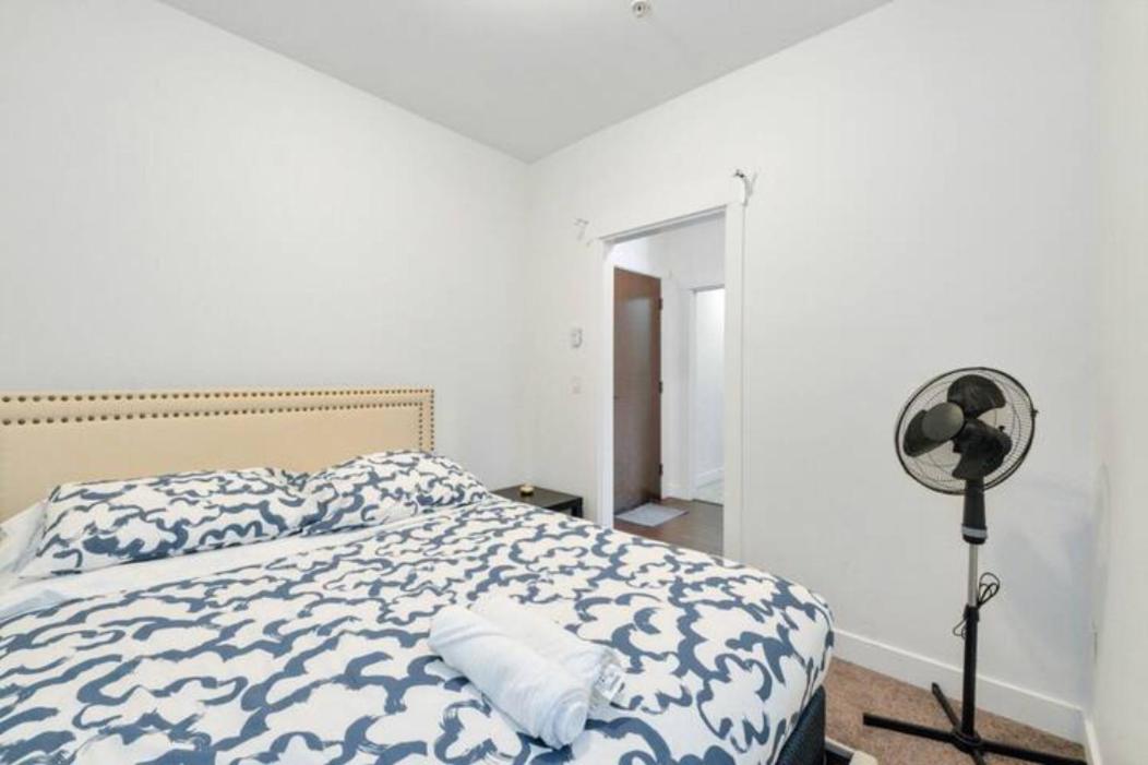 Private Apartment with 2 queen beds, living area and 2 washrooms including laundary