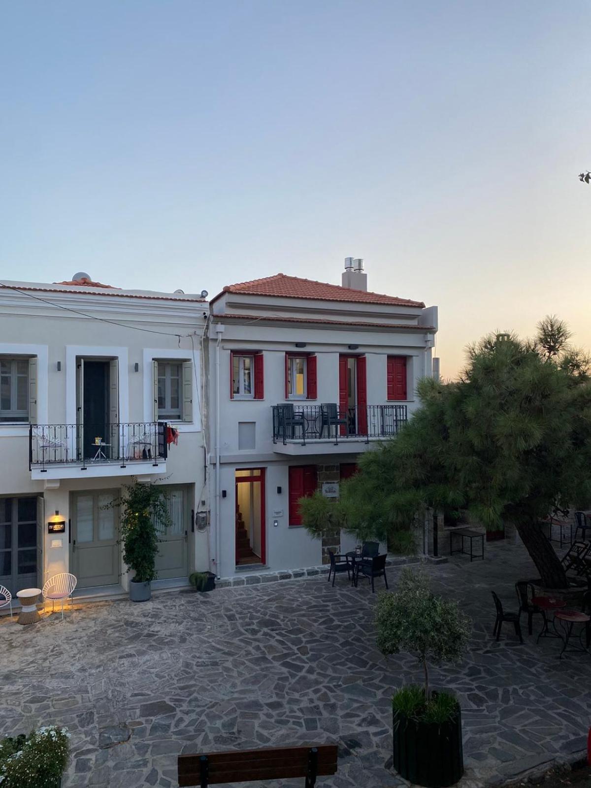 Rodonas-Apartments