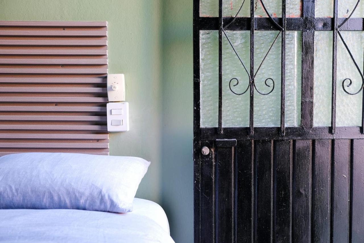 Remodeled Cozy Central 3 blocks from the Malecon view 4