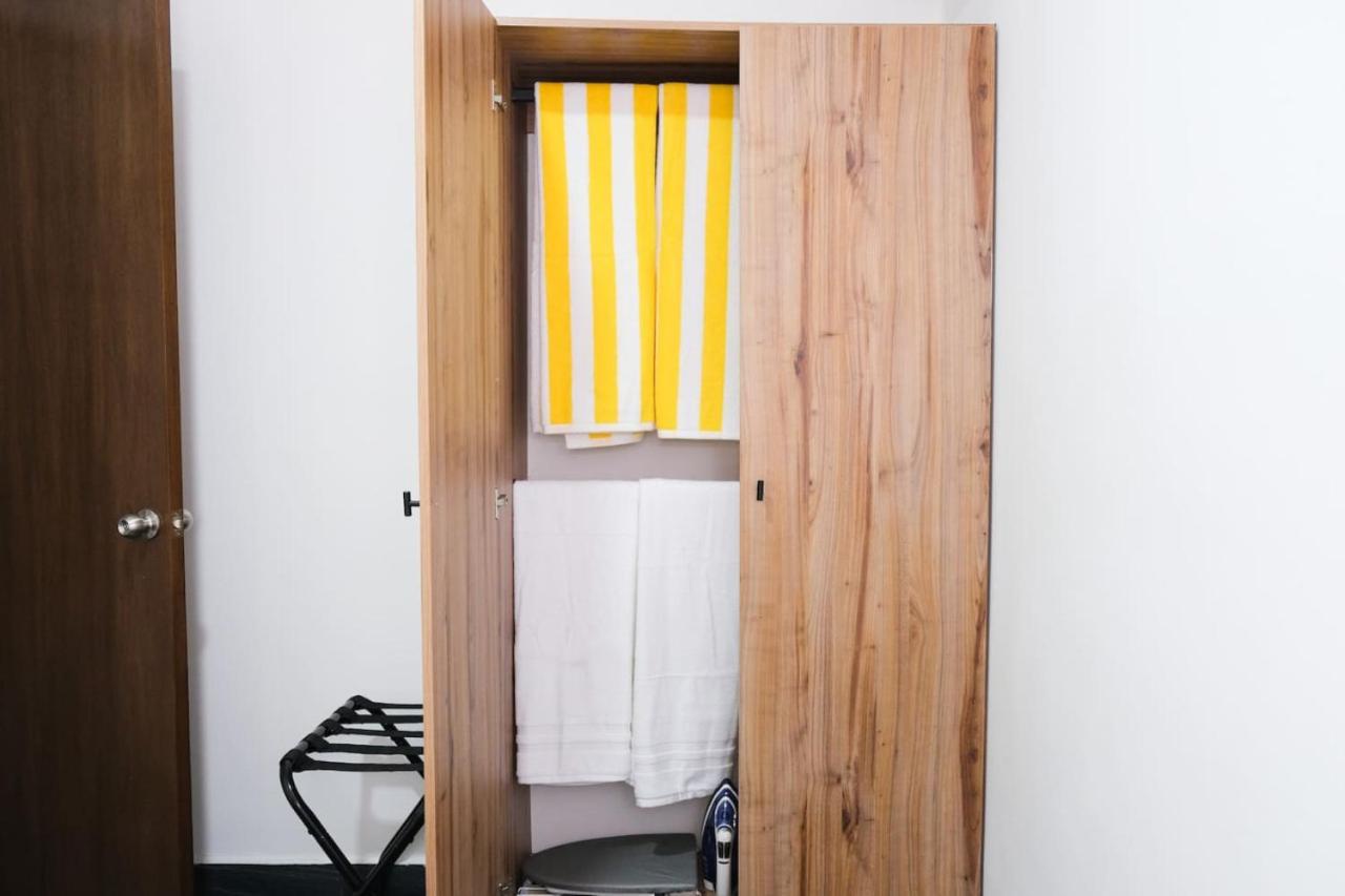 Quiet-Central 2BR1BA Relaxed Atmosphere