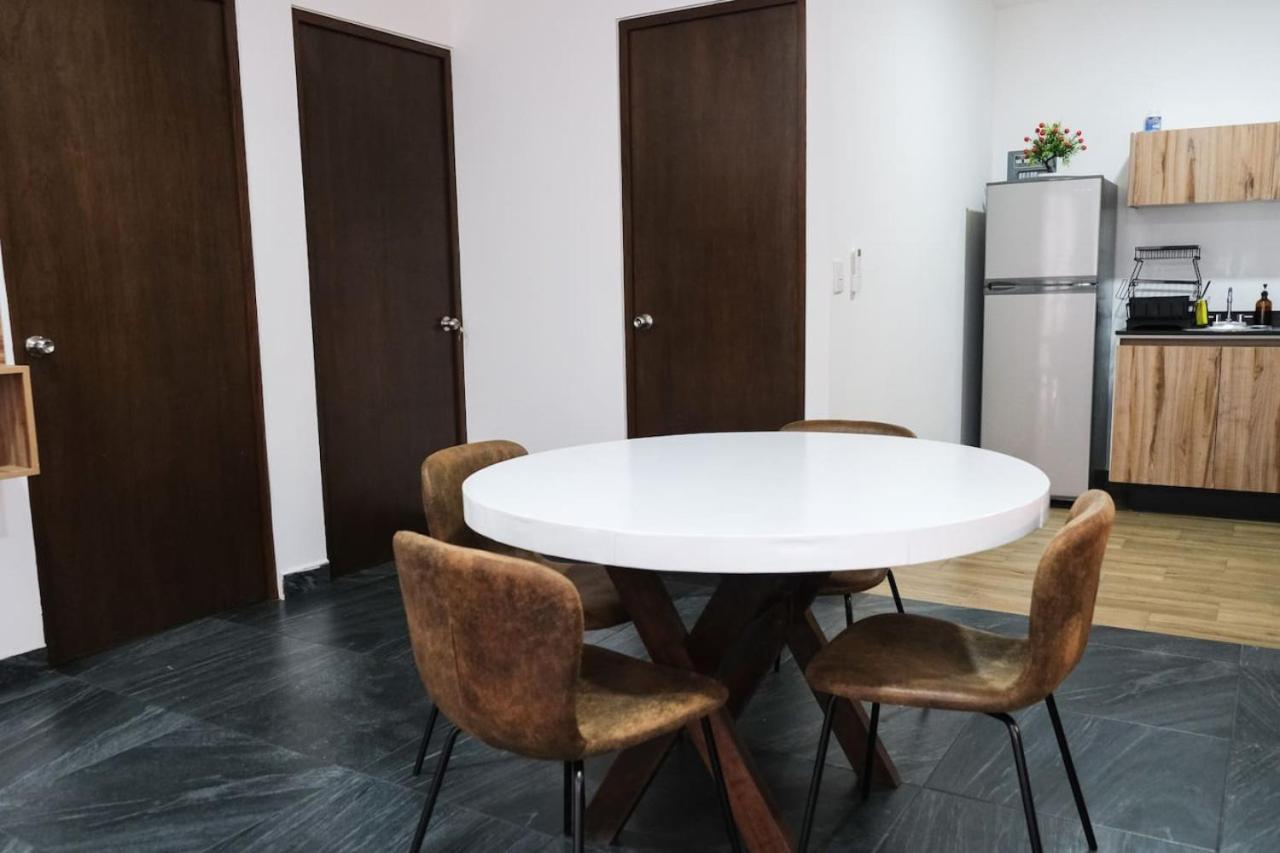 Quiet-Central 2BR1BA Relaxed Atmosphere