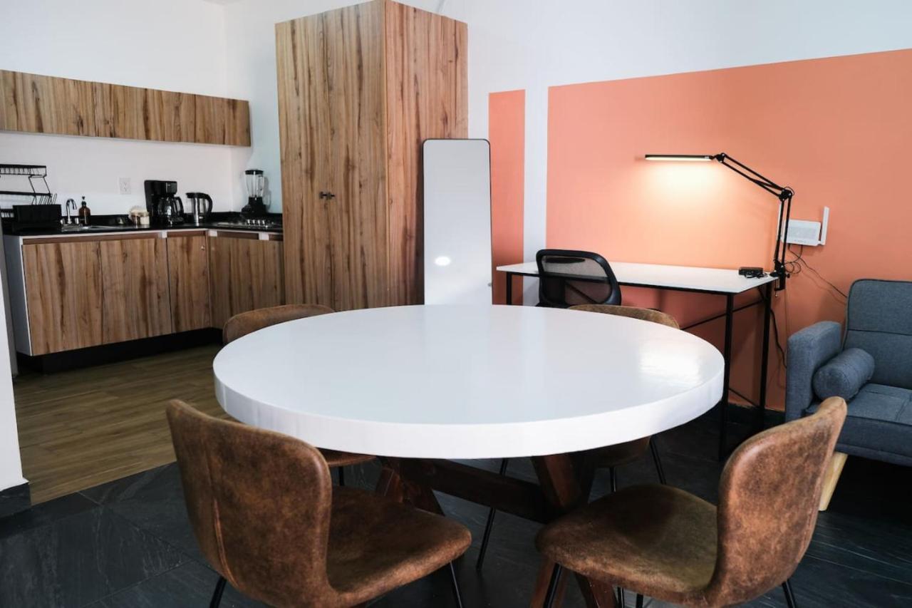 Quiet-Central 2BR1BA Relaxed Atmosphere
