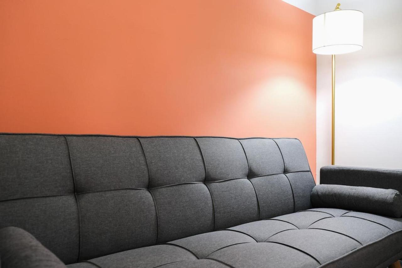 Quiet-Central 2BR1BA Relaxed Atmosphere