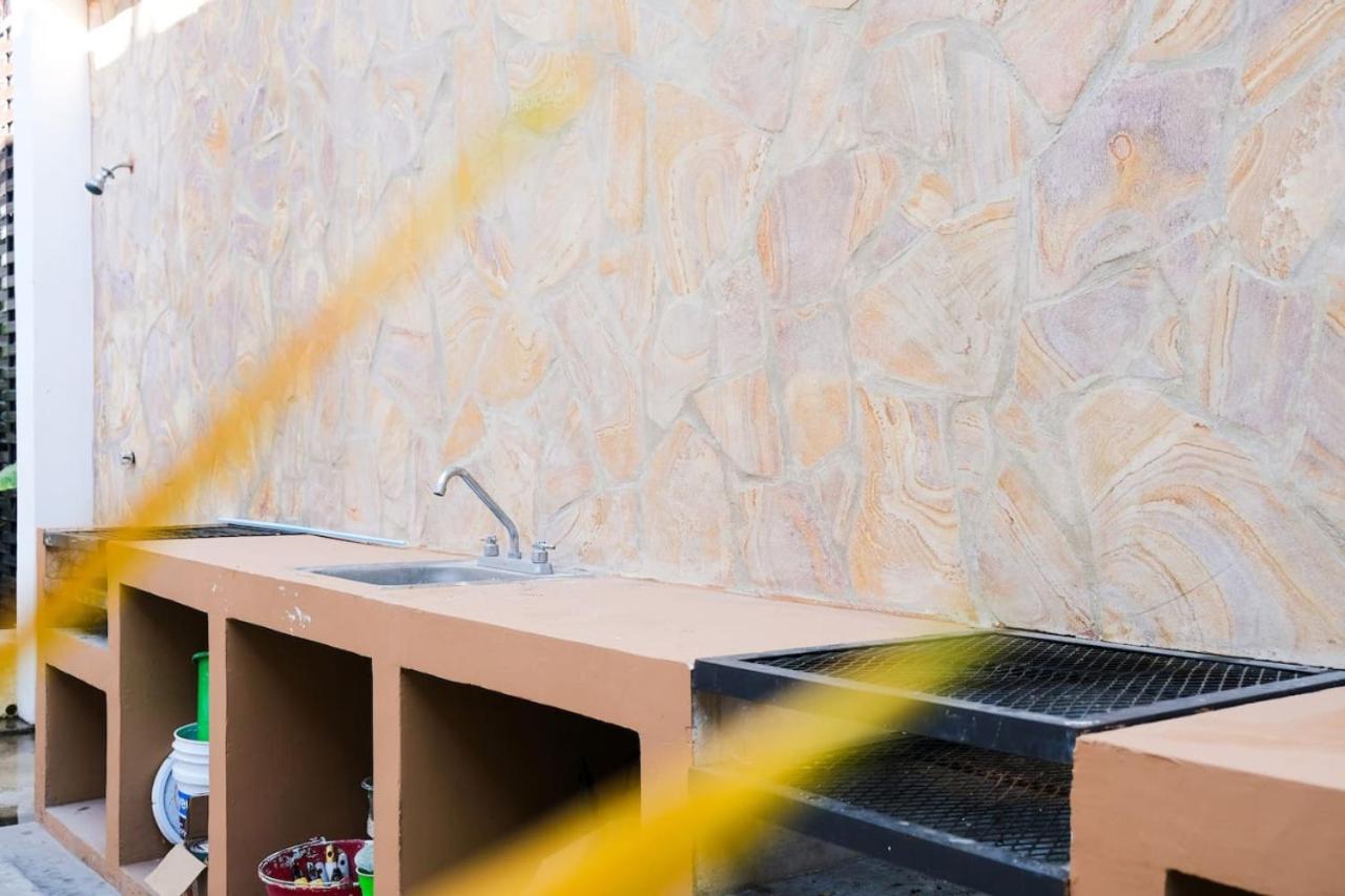 Quiet-Central 2BR1BA Relaxed Atmosphere