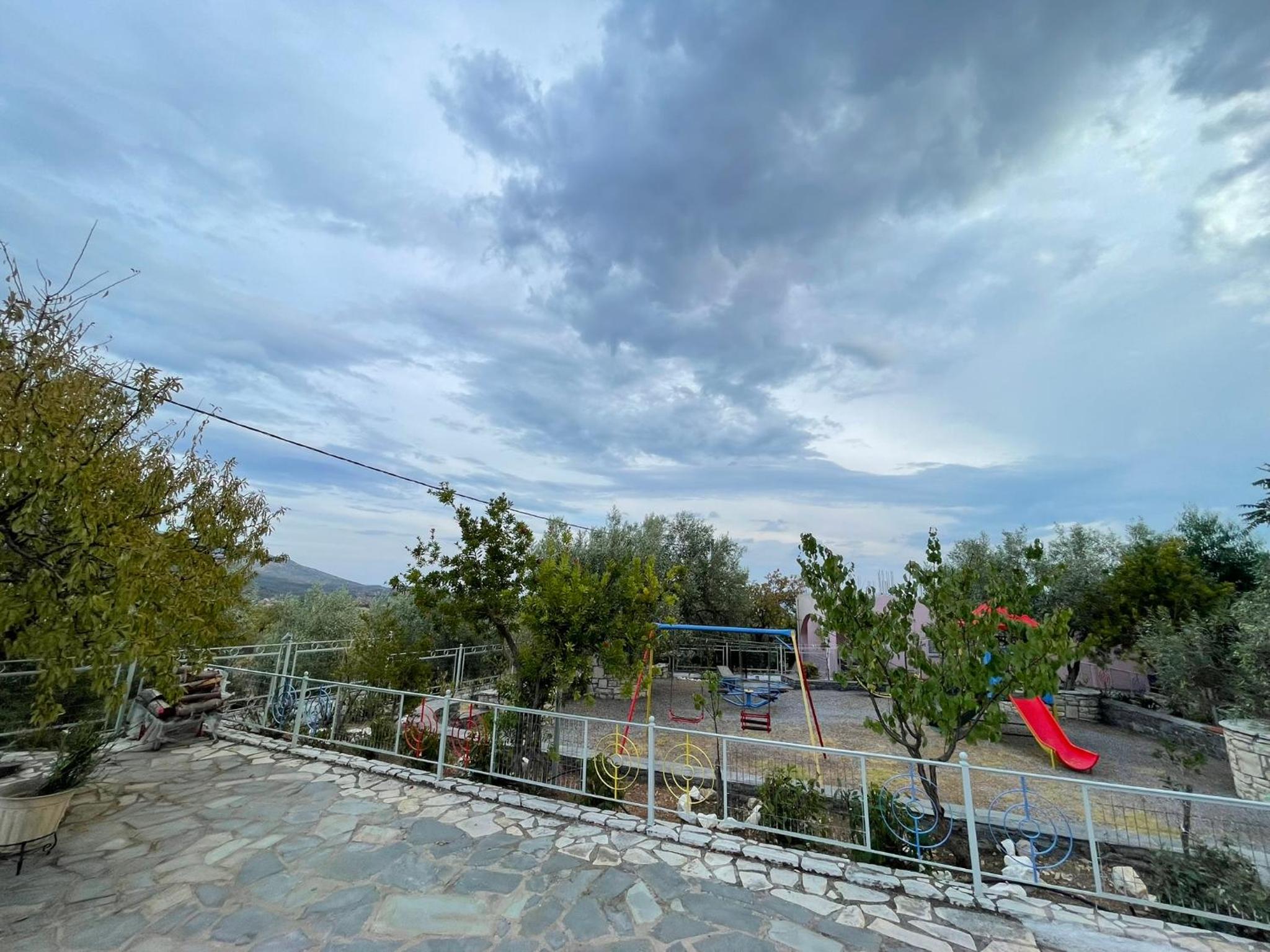 Antonia's Apartments