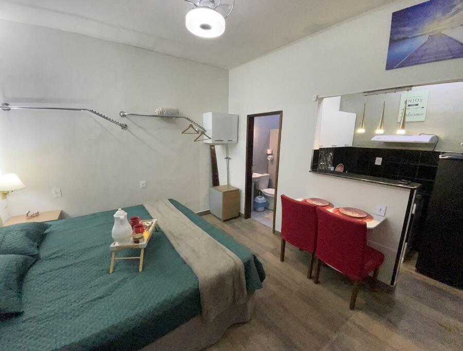 Confortável Tiny house1, em Nova Iguaçu, ar, wi-fi, 400m da UNIG