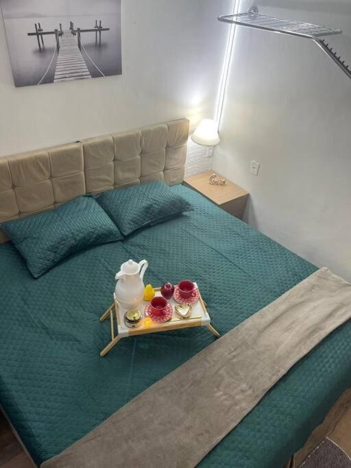 Confortável Tiny house1, em Nova Iguaçu, ar, wi-fi, 400m da UNIG