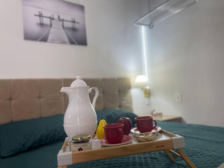 Confortável Tiny house1, em Nova Iguaçu, ar, wi-fi, 400m da UNIG