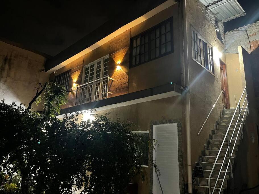 Confortável Tiny house1, em Nova Iguaçu, ar, wi-fi, 400m da UNIG