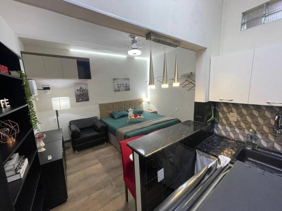 Confortável Tiny house1, em Nova Iguaçu, ar, wi-fi, 400m da UNIG
